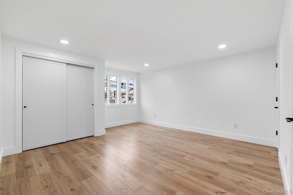 #15 photo, 873 S 7th Street, Lindenhurst , NY 11757