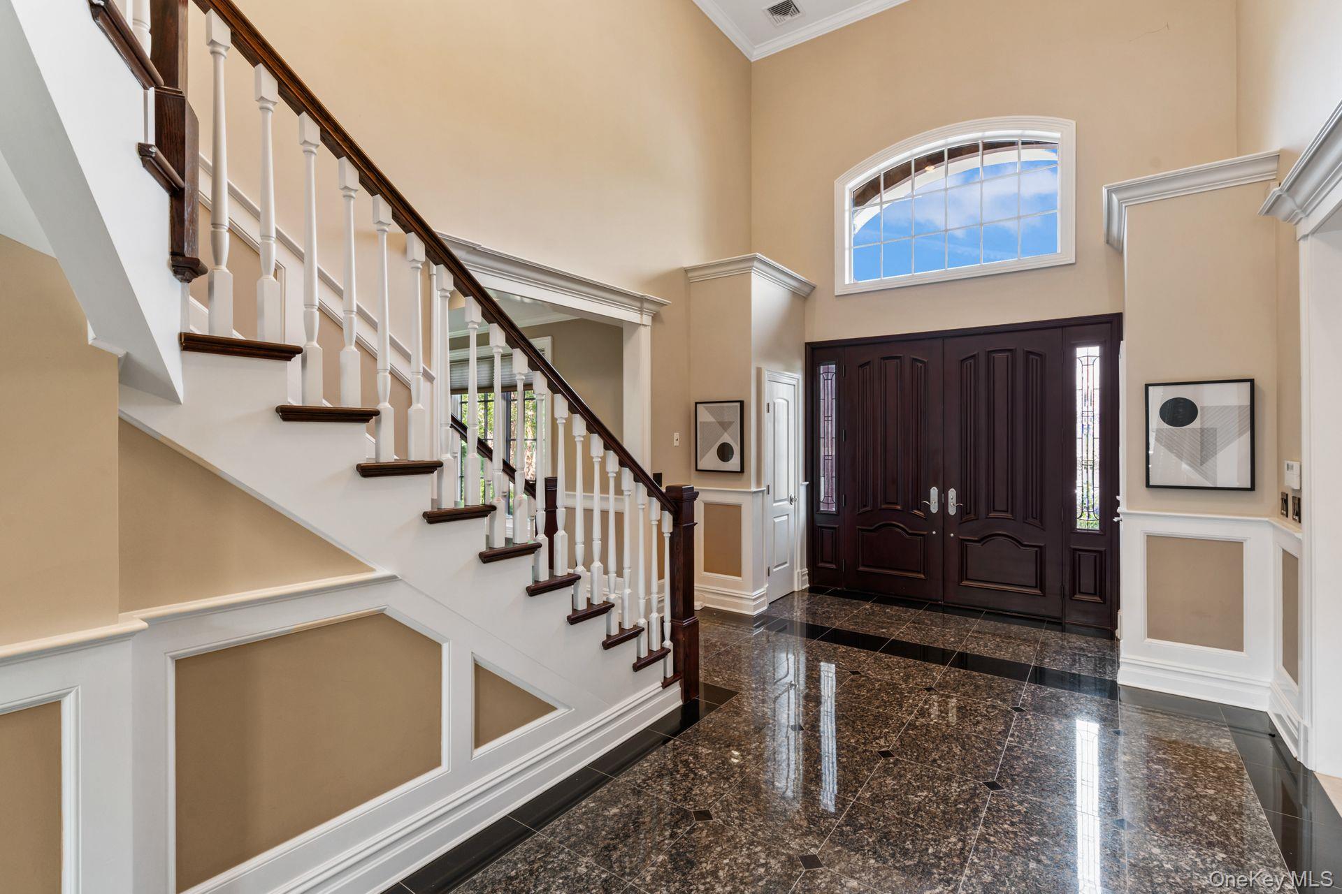 #3 photo, 11 Buckingham Court, Muttontown , NY 11791