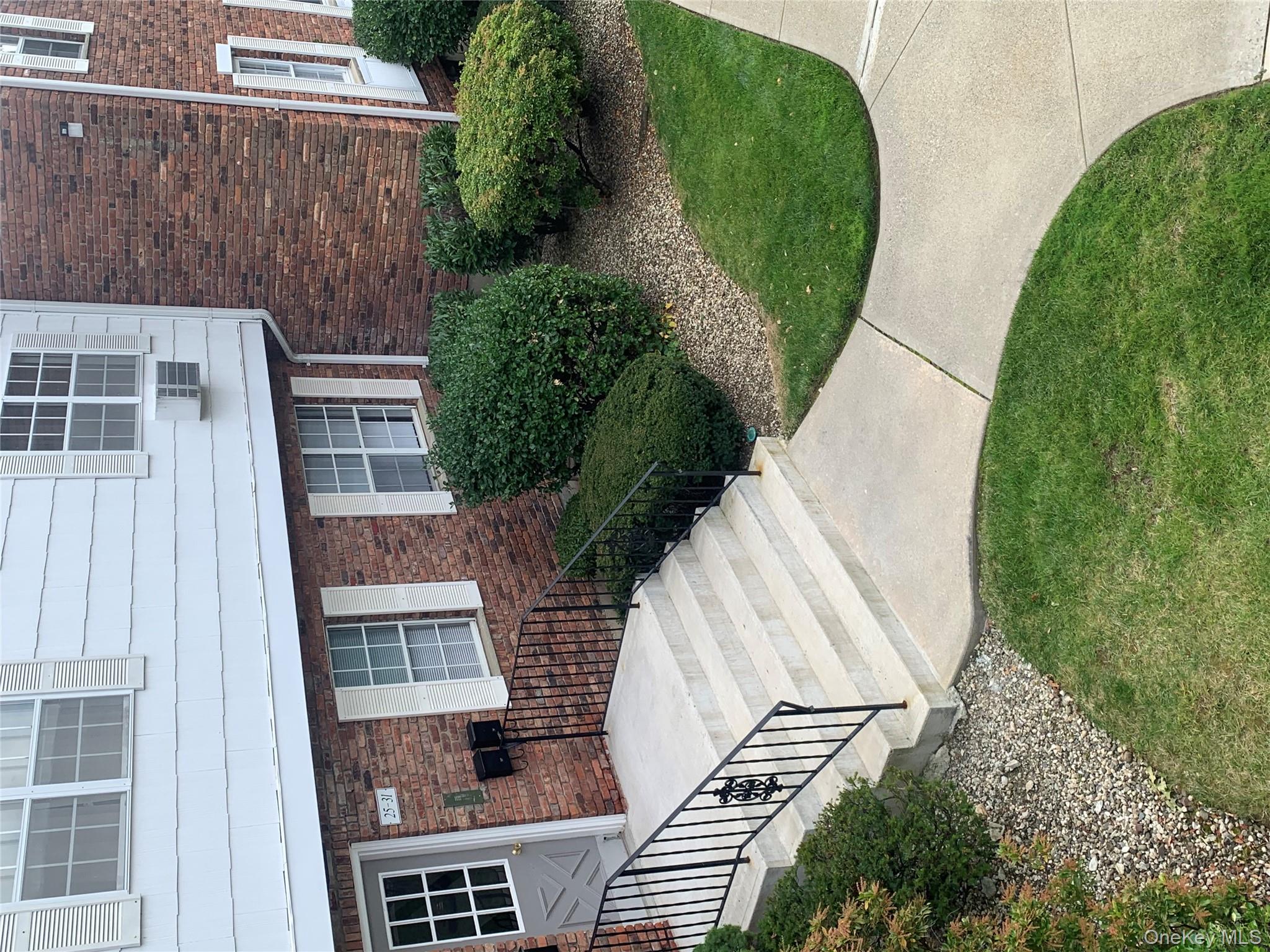 #16 photo, 23 DOXBURY LANE, Suffern , NY 10901