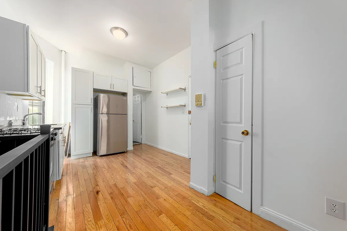 #4 photo, Brooklyn, Clinton Hill , NY 11238