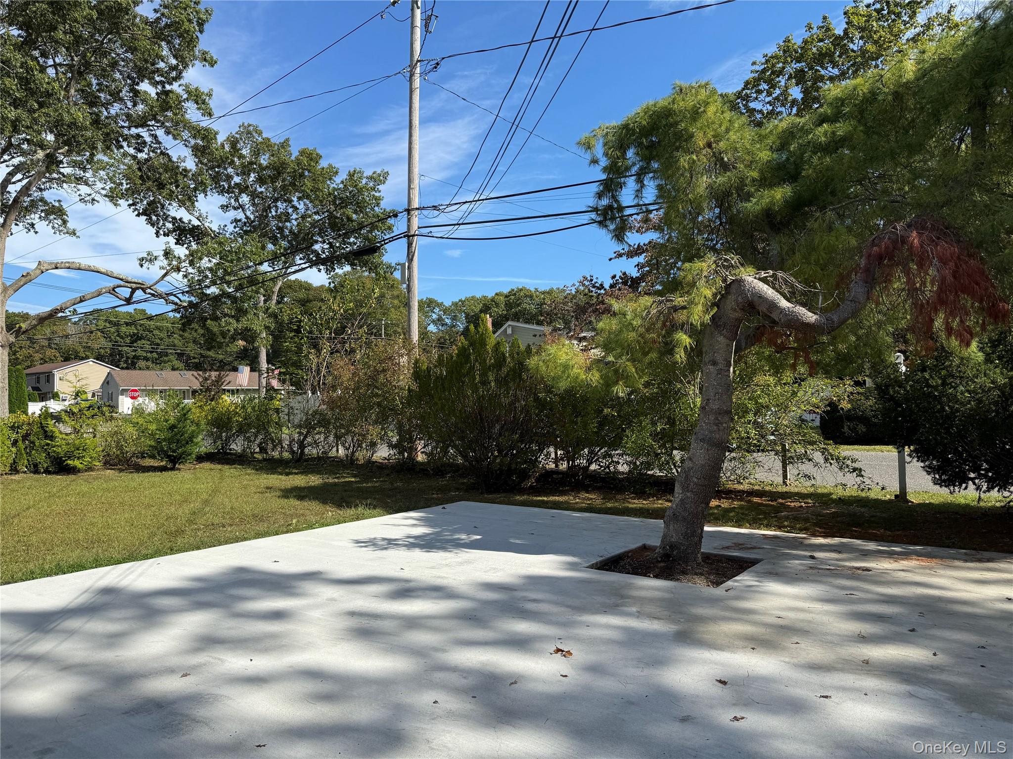 #2 photo, 135 Forrest Avenue, Shirley , NY 11967