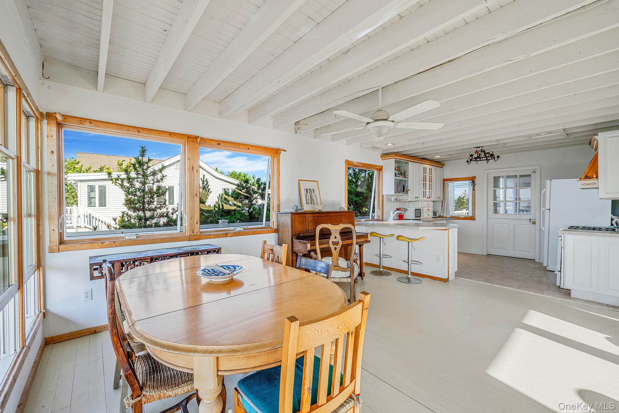 #18 photo, 240A Oak Beach Road, サフォーク郡 Babylon , NY 11702