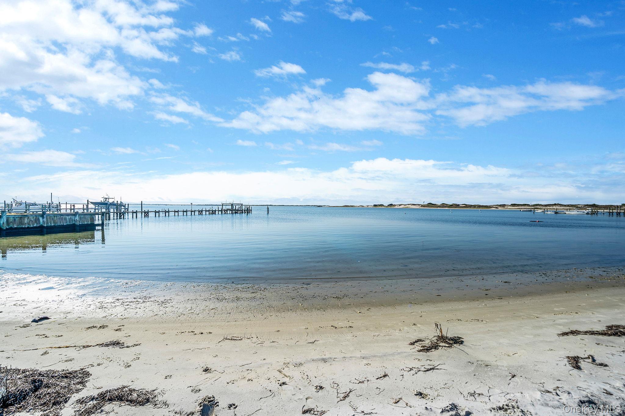 #6 photo, 240A Oak Beach Road, サフォーク郡 Babylon , NY 11702