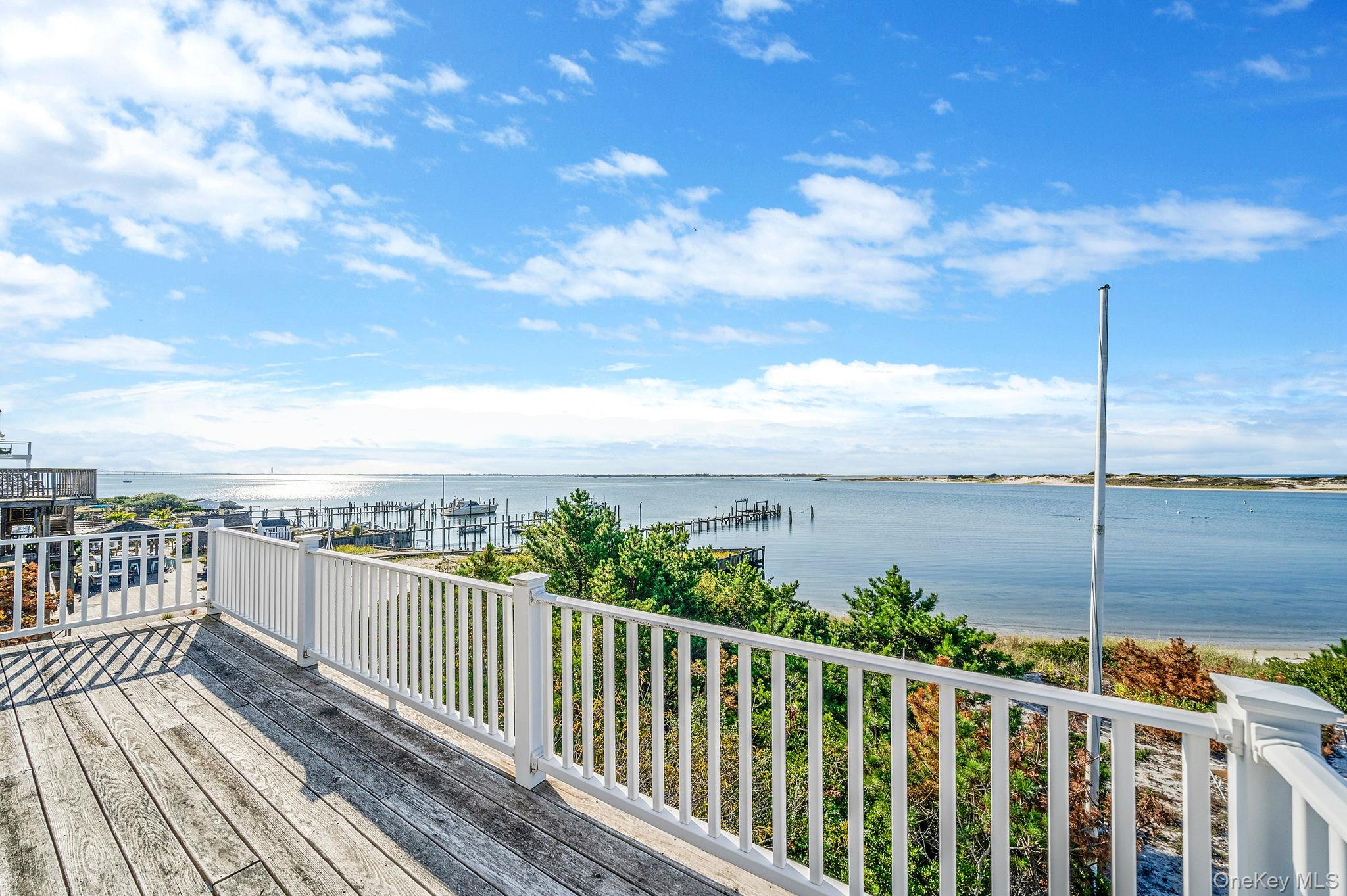 #8 photo, 240A Oak Beach Road, サフォーク郡 Babylon , NY 11702