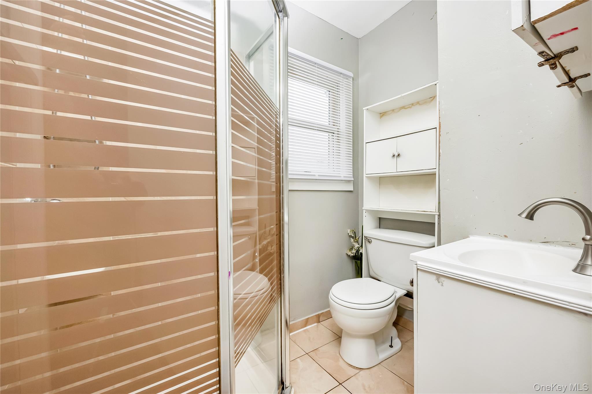 #12 photo, 38 Woodmont Place, Farmingville , NY 11738