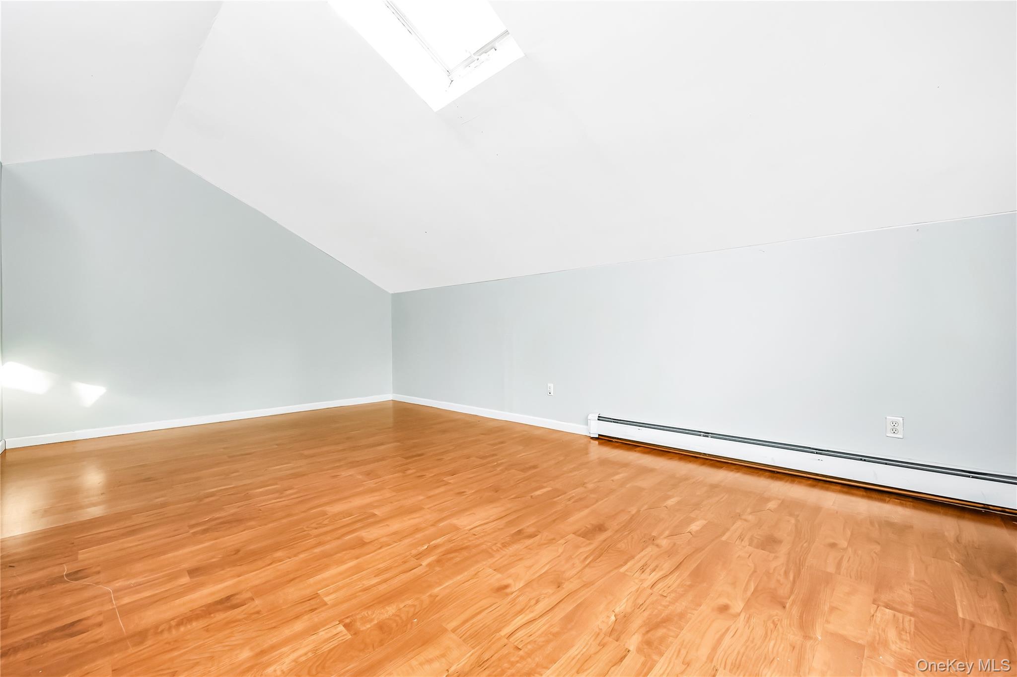 #13 photo, 38 Woodmont Place, Farmingville , NY 11738