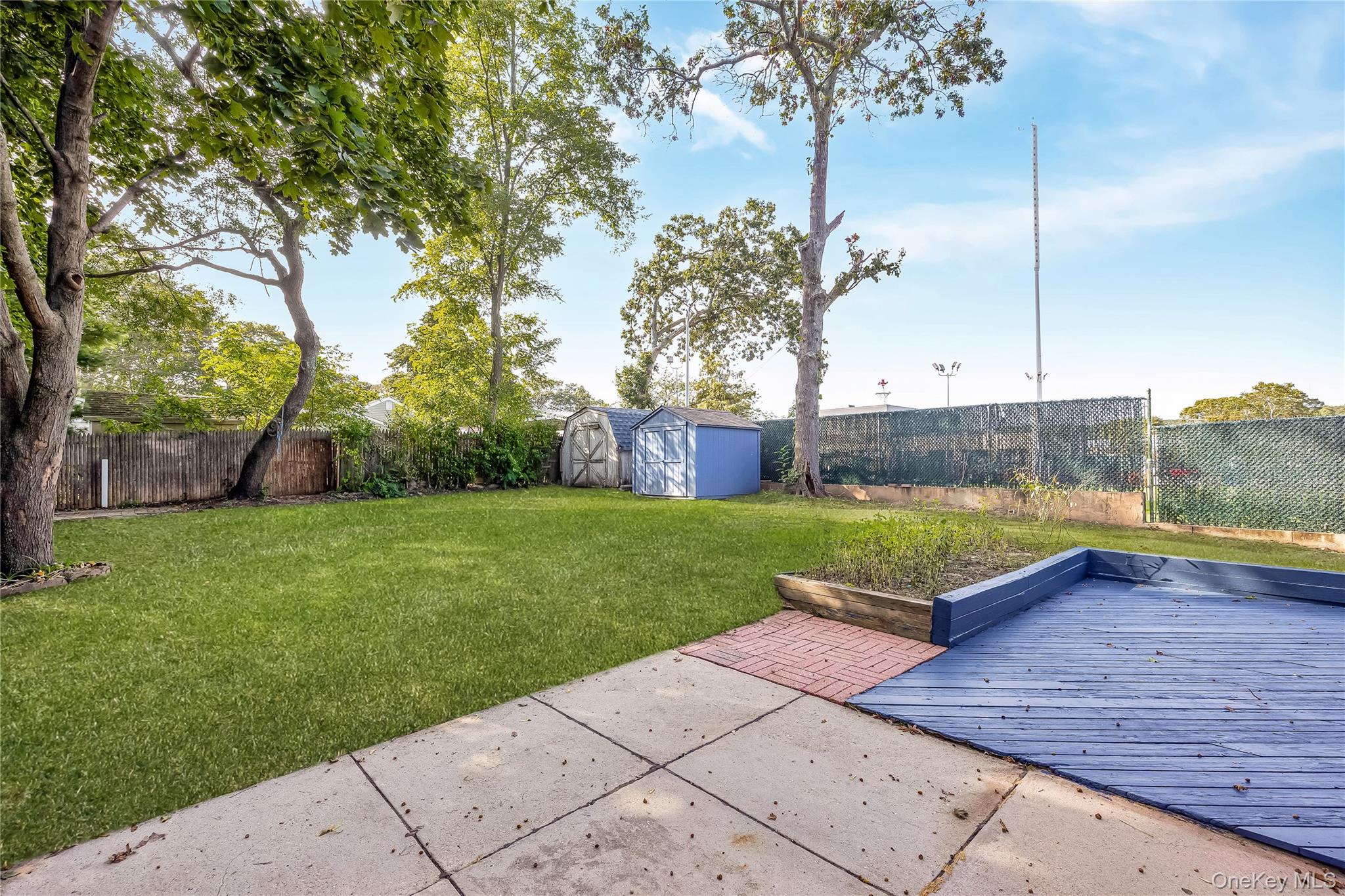 #19 photo, 38 Woodmont Place, Farmingville , NY 11738