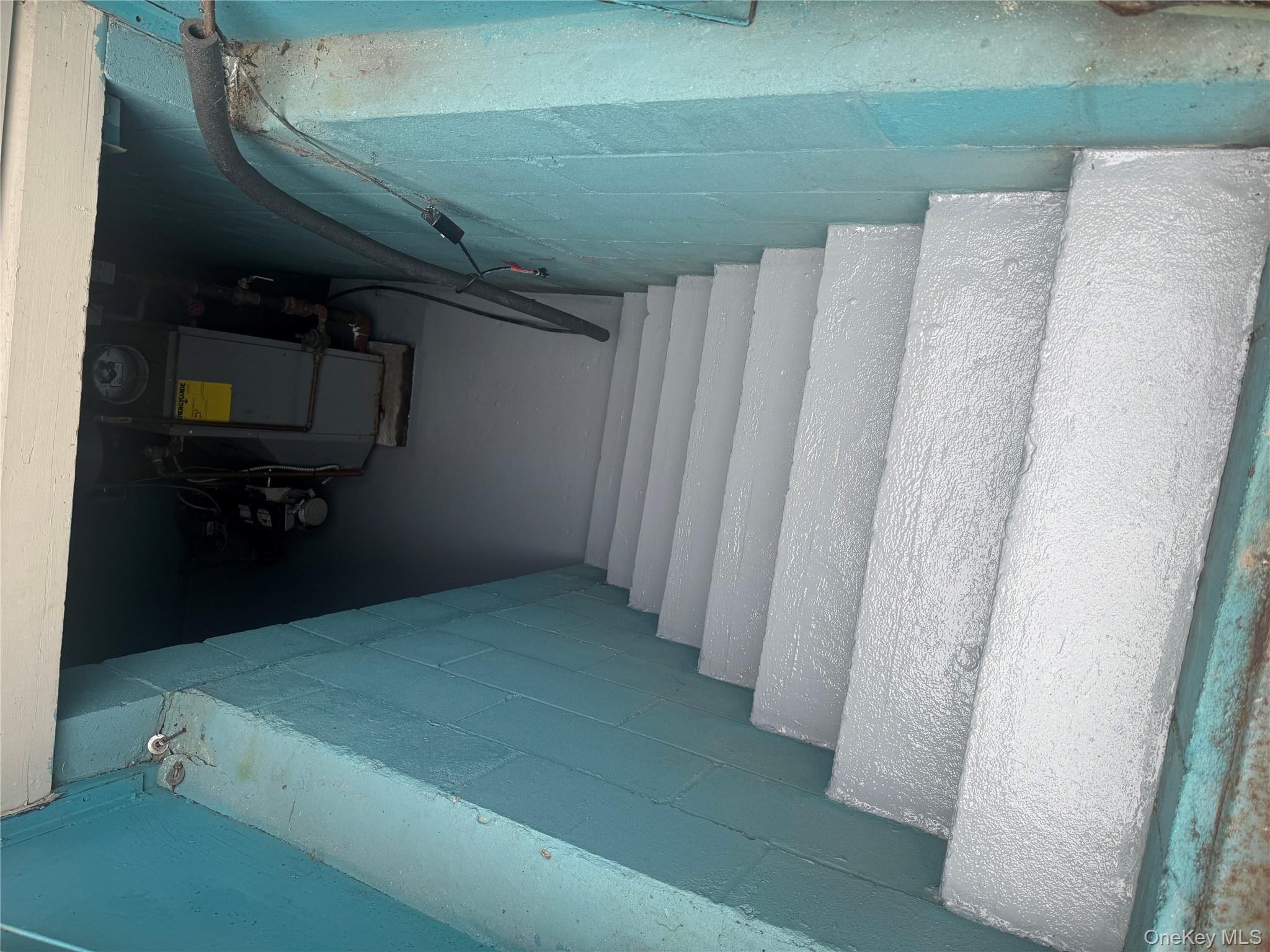 #20 photo, 38 Woodmont Place, Farmingville , NY 11738