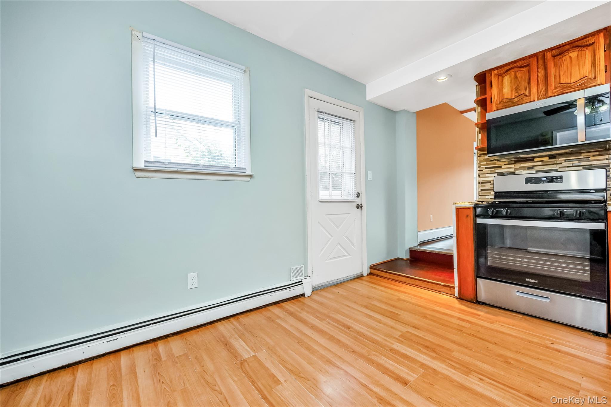 #6 photo, 38 Woodmont Place, Farmingville , NY 11738