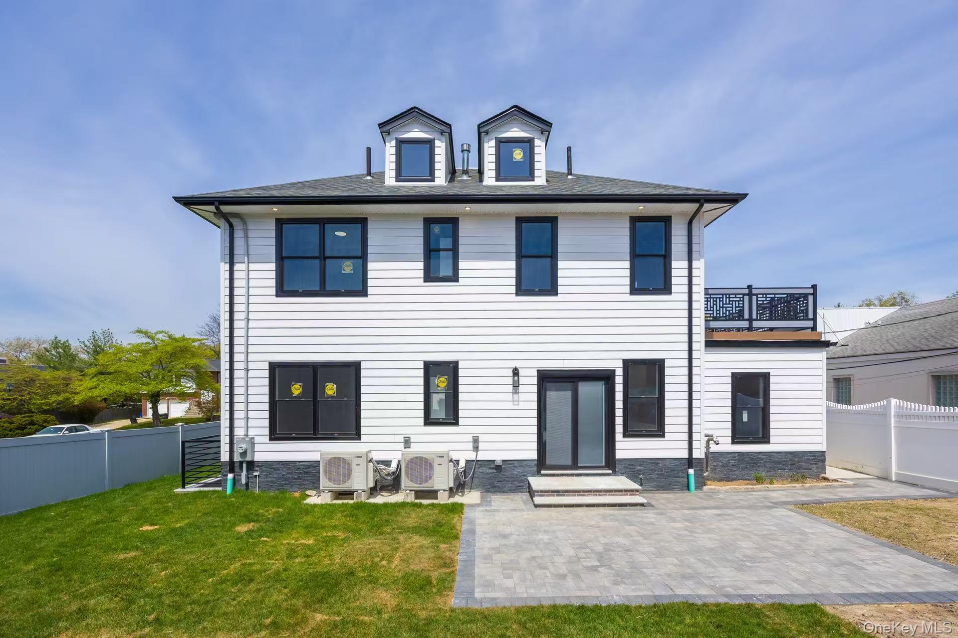 #3 photo, 20 Genevieve Place, Great Neck , NY 11021