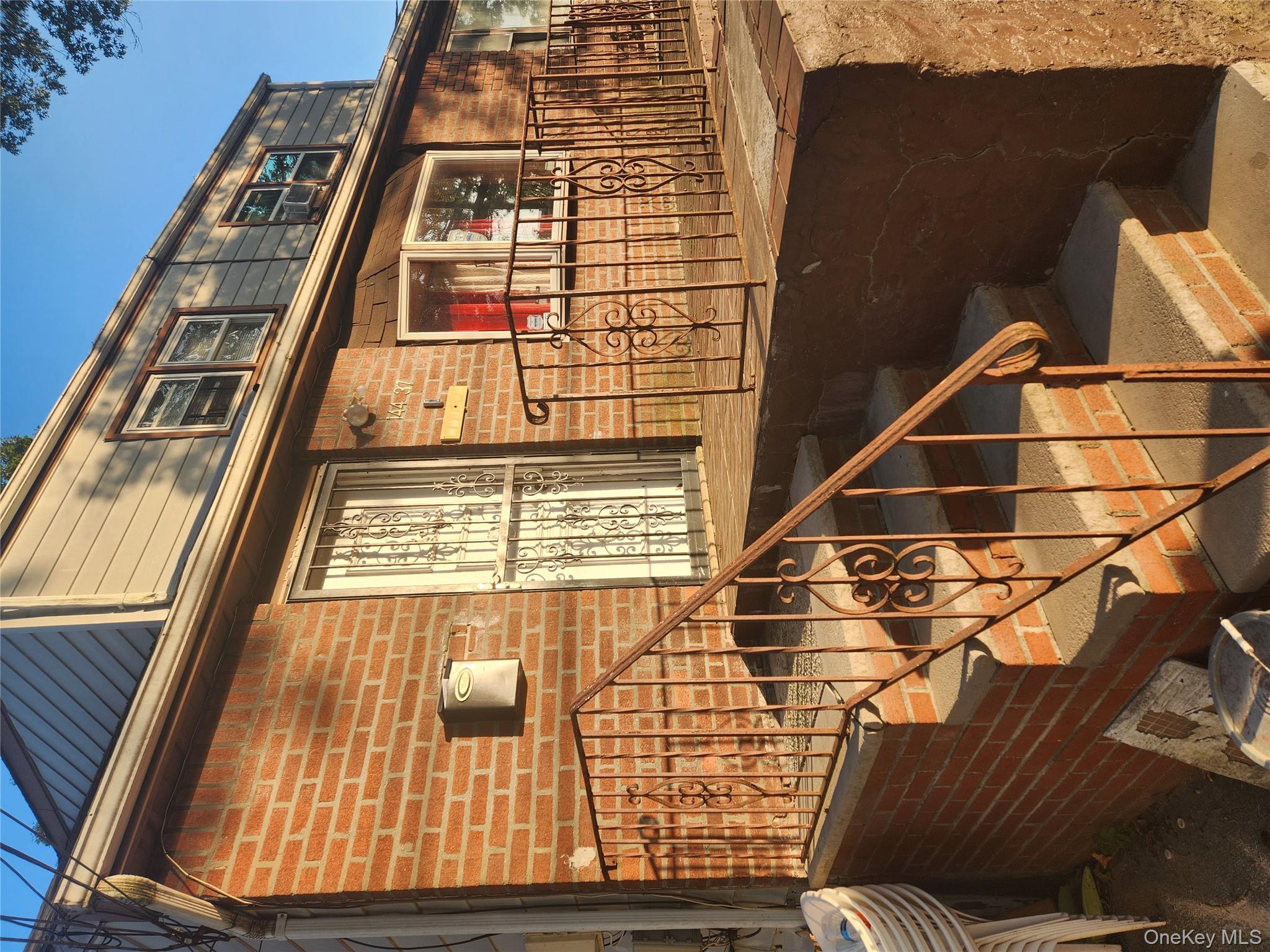 #1 photo, 14437 231st Street, クイーンズ区 Springfield Gardens , NY 11413