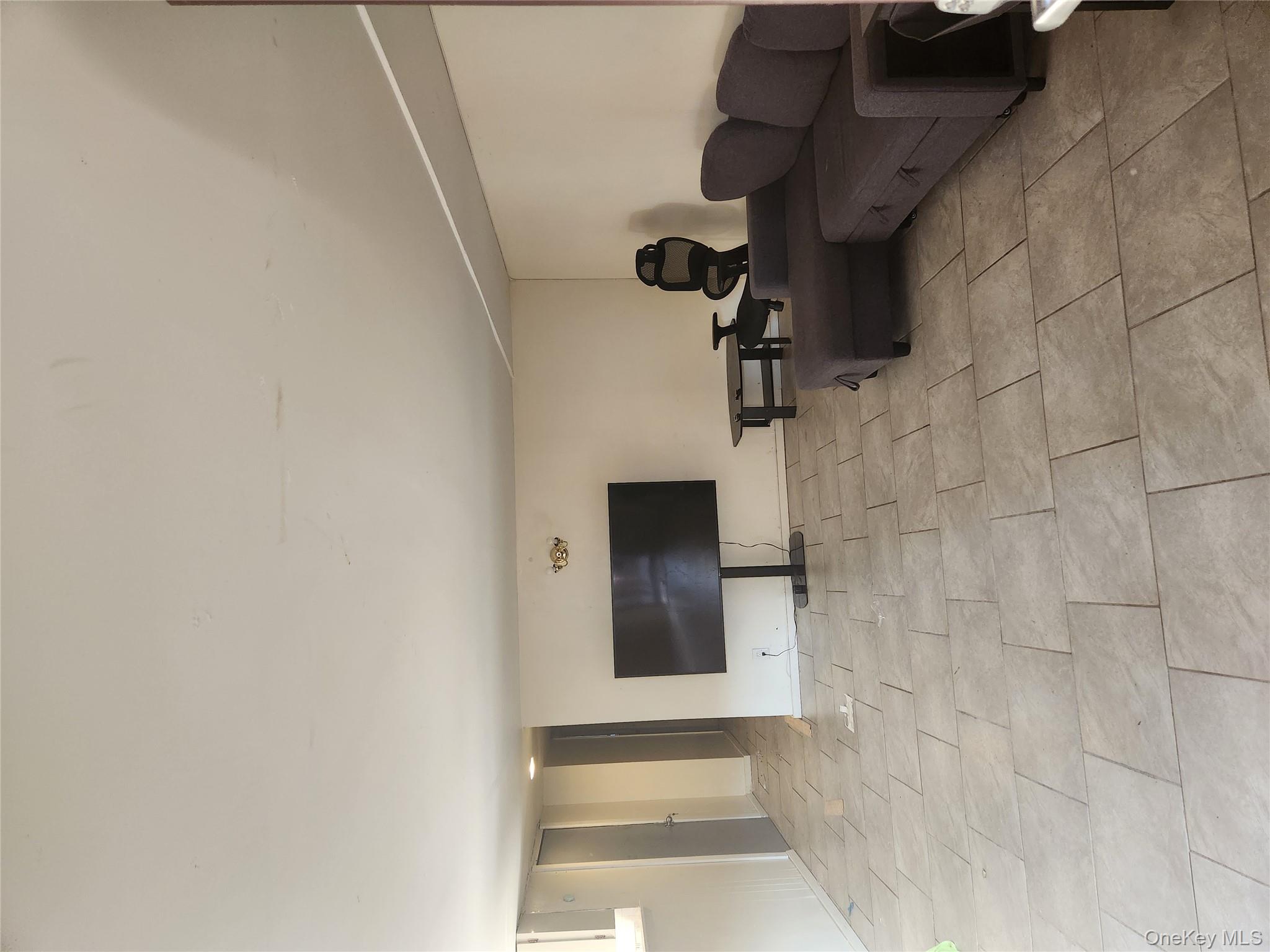 #3 photo, 14437 231st Street, クイーンズ区 Springfield Gardens , NY 11413