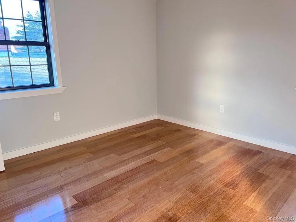 #5 photo, 6907 229th Street, Oakland Gardens , NY 11364