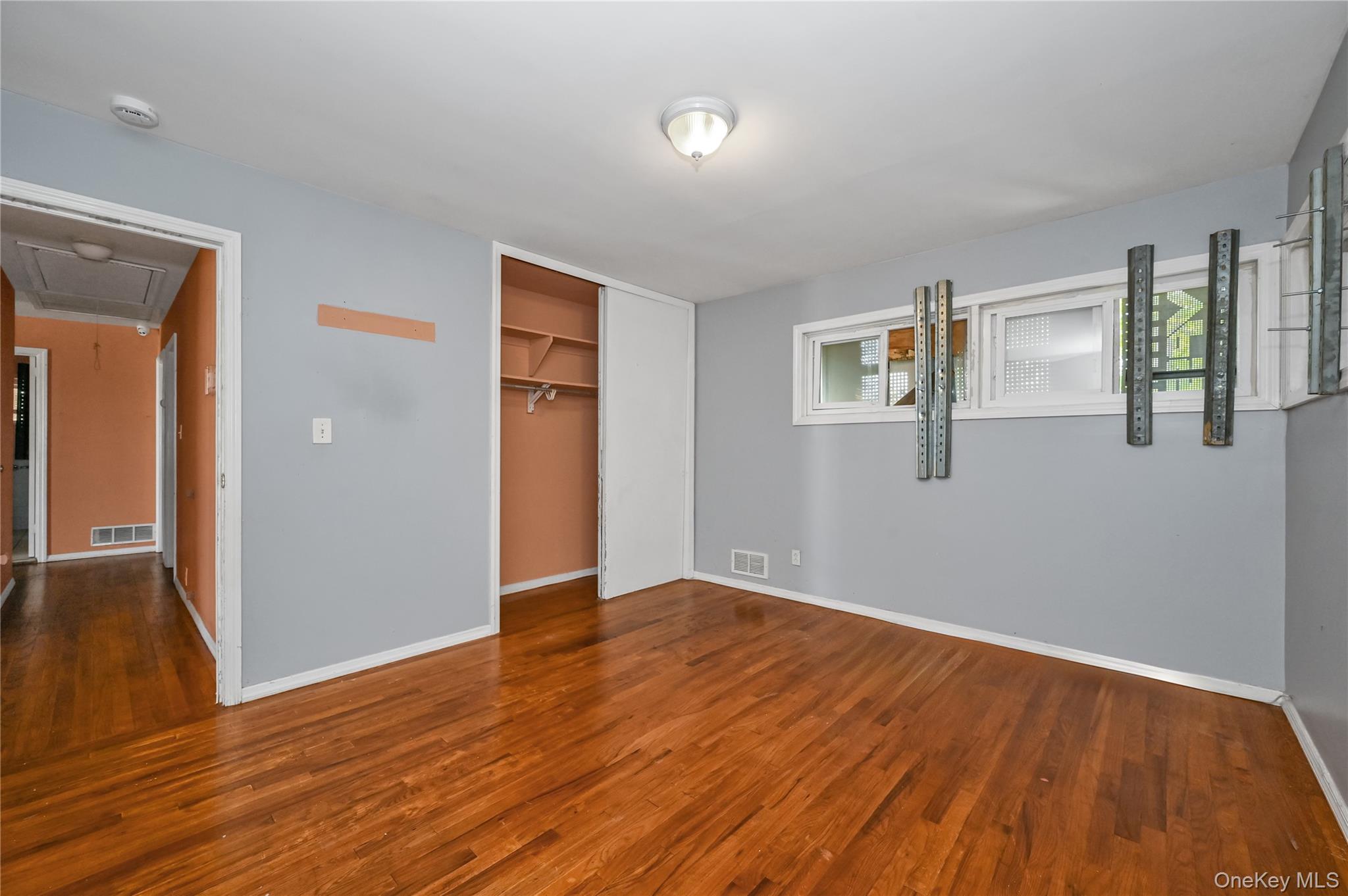 #9 photo, 58 Amherst Lane, Hicksville , NY 11801