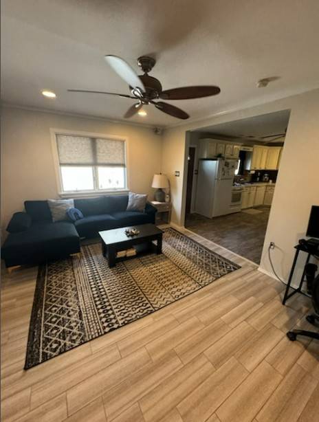 #19 photo, 352 GRANTWOOD AVE., STATEN ISLAND , NY 10312