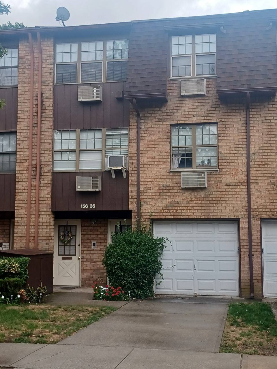 #1 photo, 156-17 78 Street, #2, クイーンズ区 Howard Beach , NY 11414