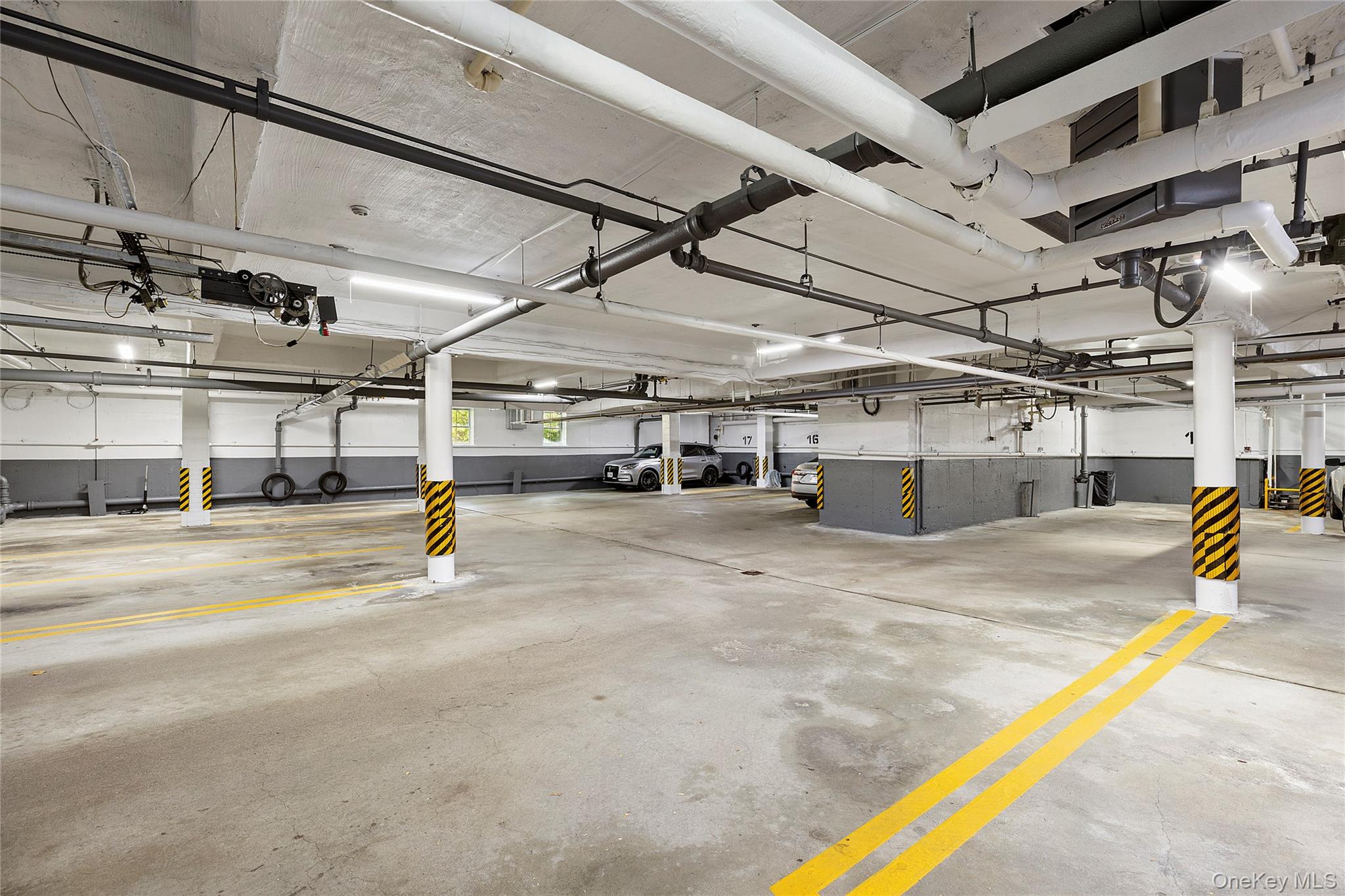 #15 photo, 21 Chapel Place, 长岛 大颈 Great Neck , NY 11021