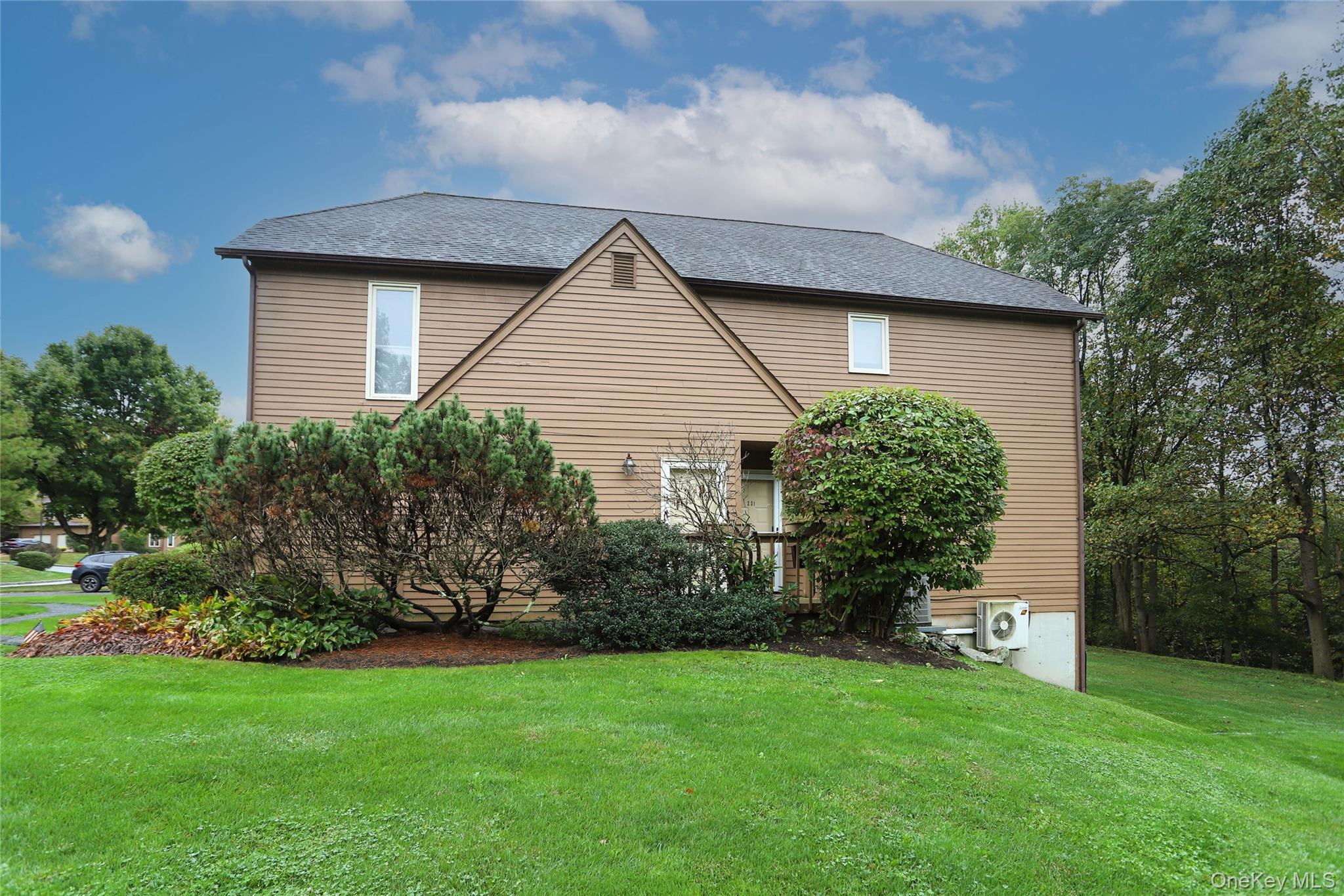 #1 photo, 231 Tree Top Lane, Yorktown Heights , NY 10598
