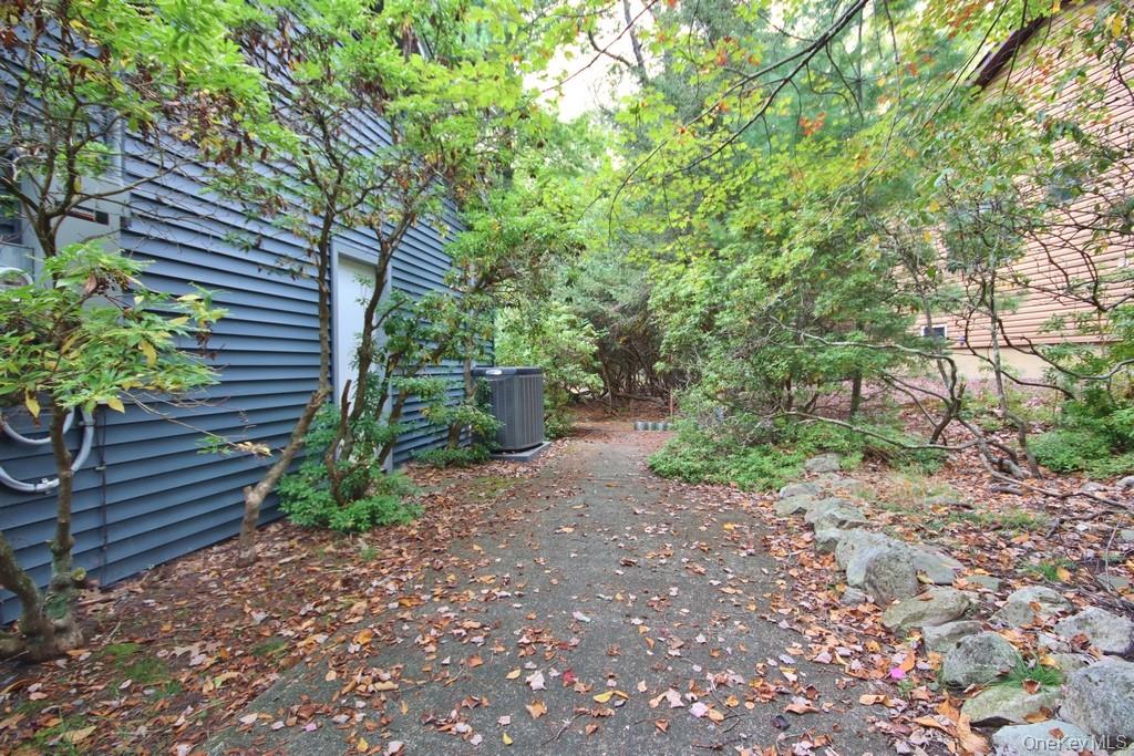 #7 photo, 5 Drake Lane, Rock Hill , NY 12775