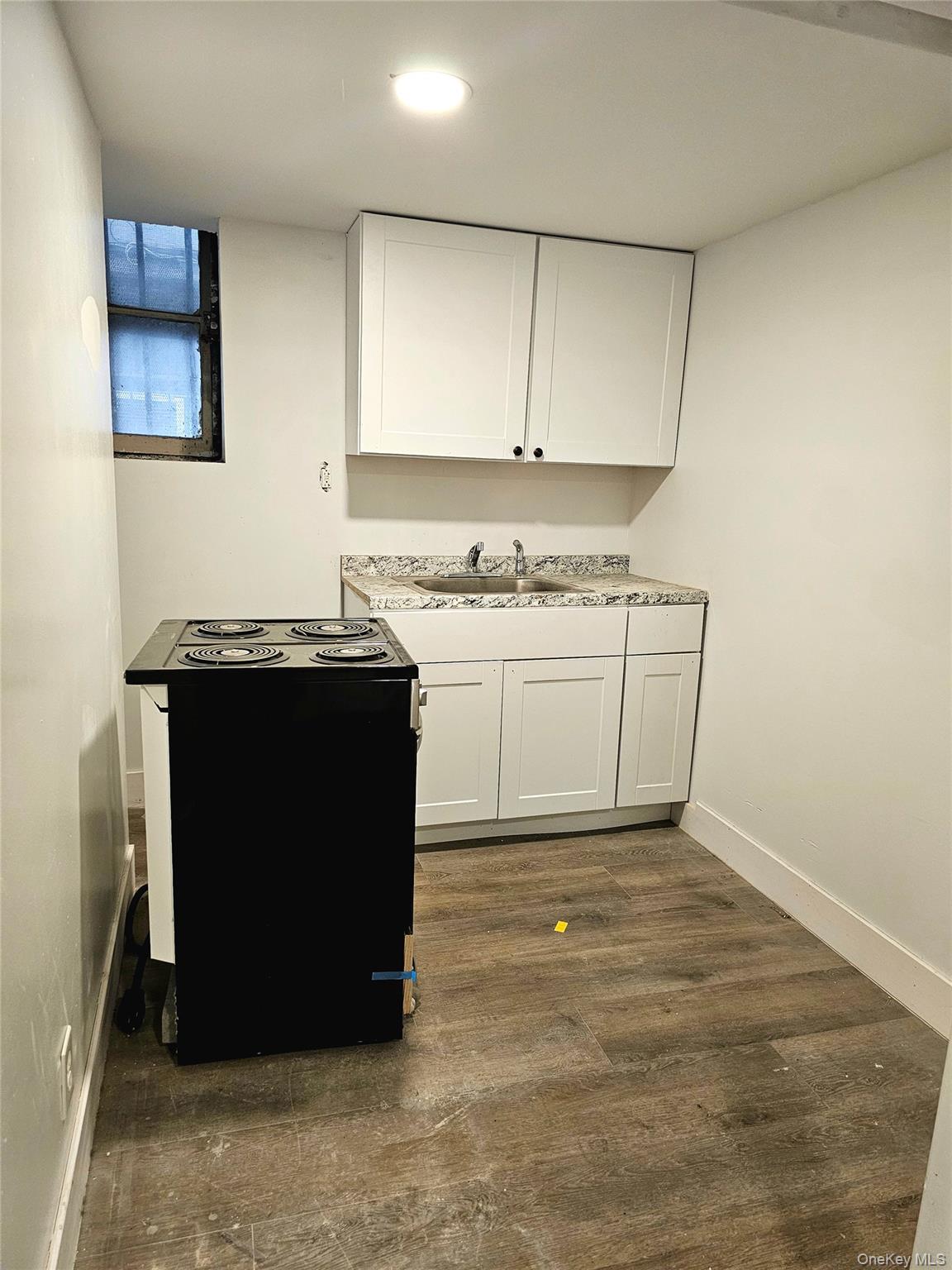 #4 photo, 2447 Beaumont Avenue, Bronx , NY 10458