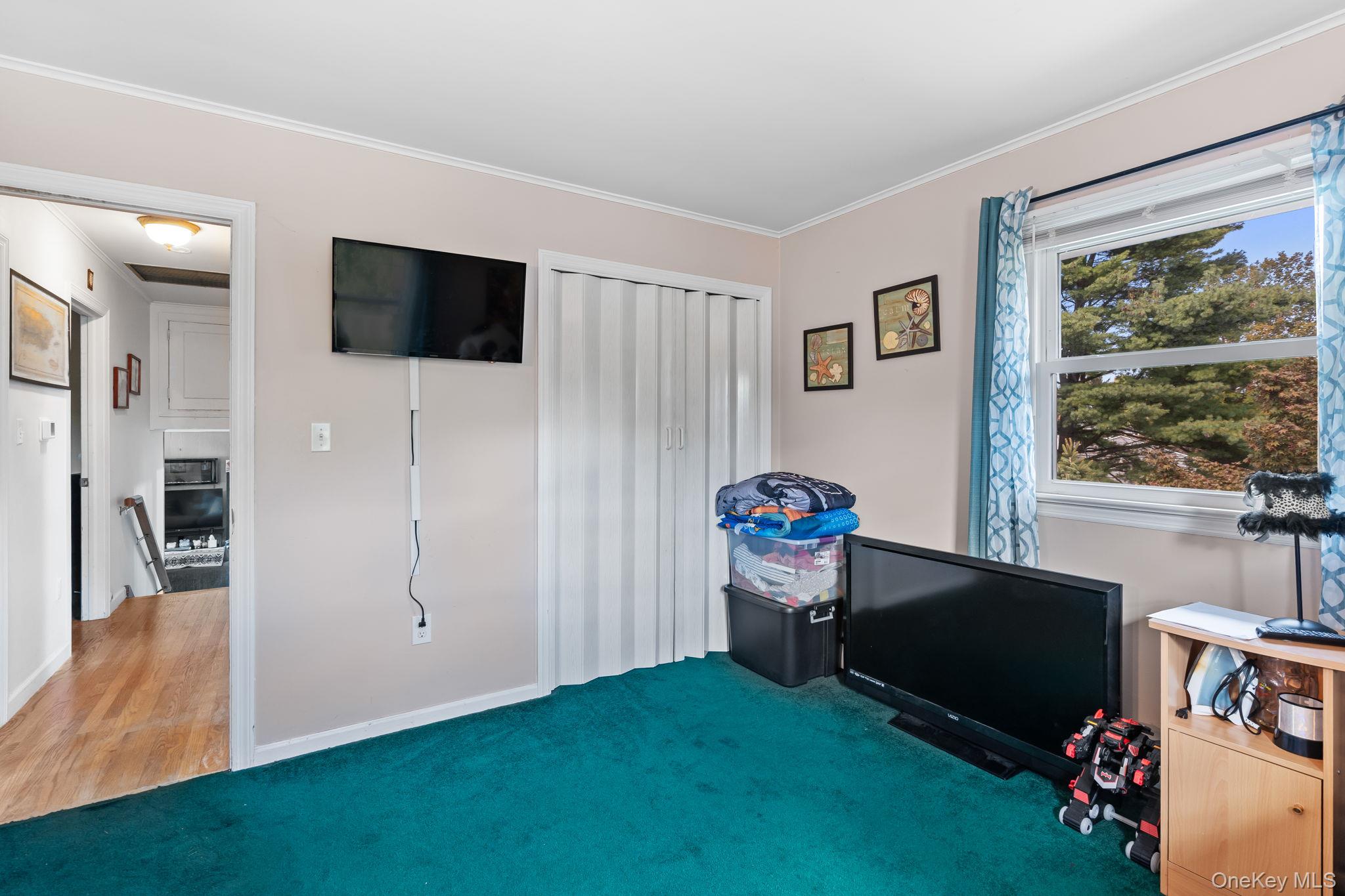 #18 photo, 222 Margo Street, New Windsor , NY 12553