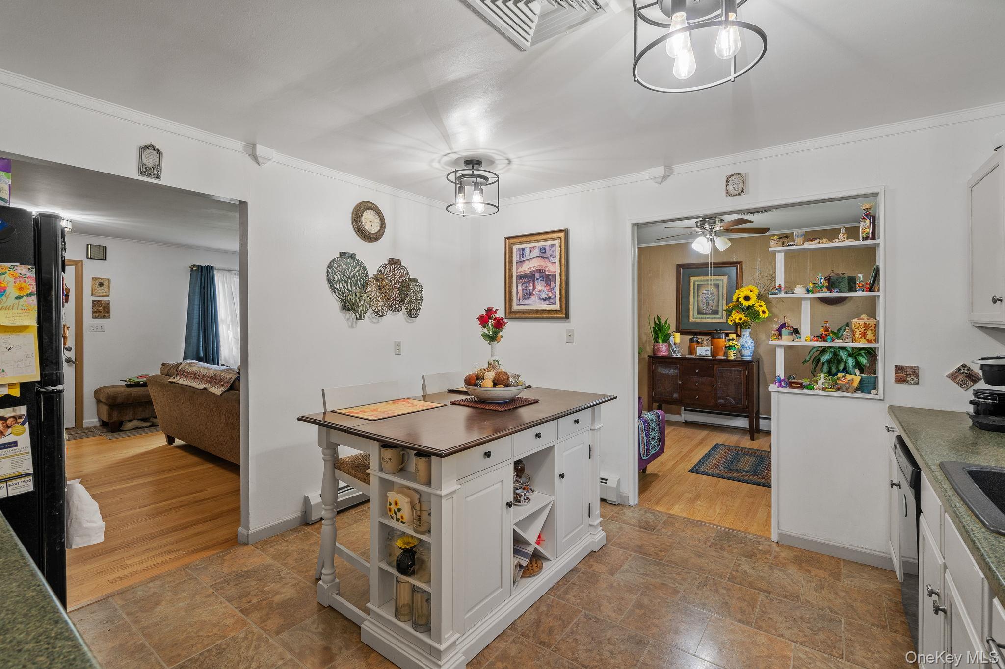 #8 photo, 222 Margo Street, New Windsor , NY 12553