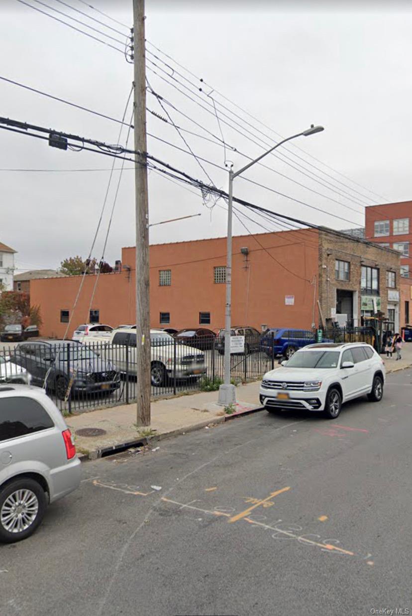 #4 photo, 1710 Bronxdale Avenue, Bronx , NY 10462