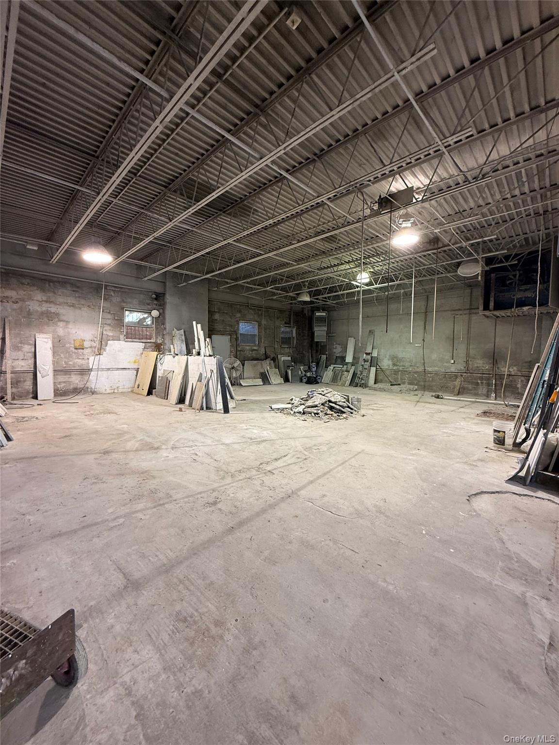 #5 photo, 1710 Bronxdale Avenue, Bronx , NY 10462