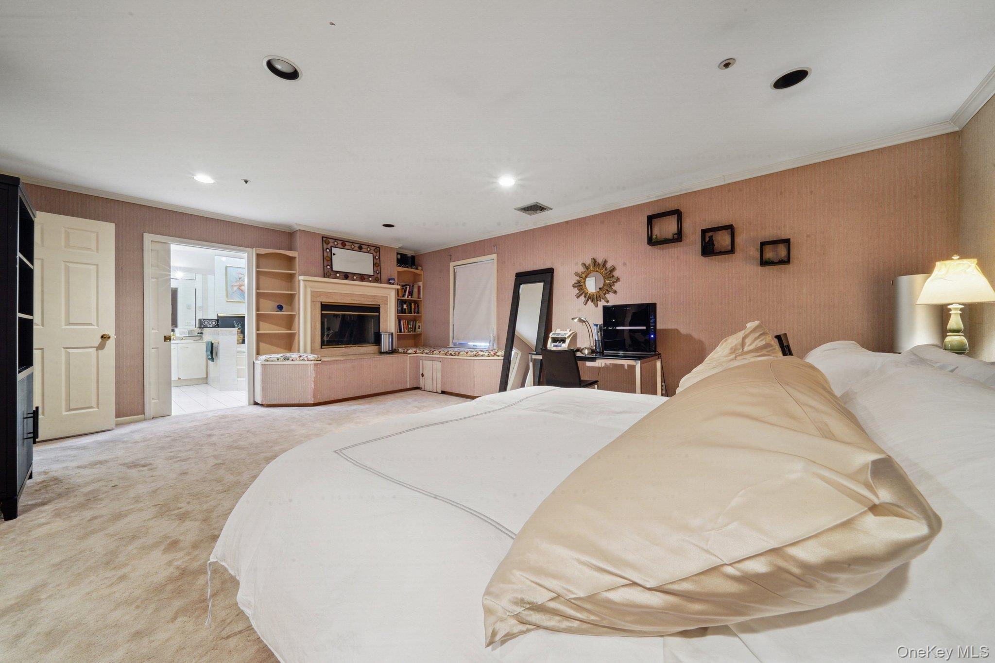 #14 photo, 48 Westchester View Lane, White Plains , NY 10607