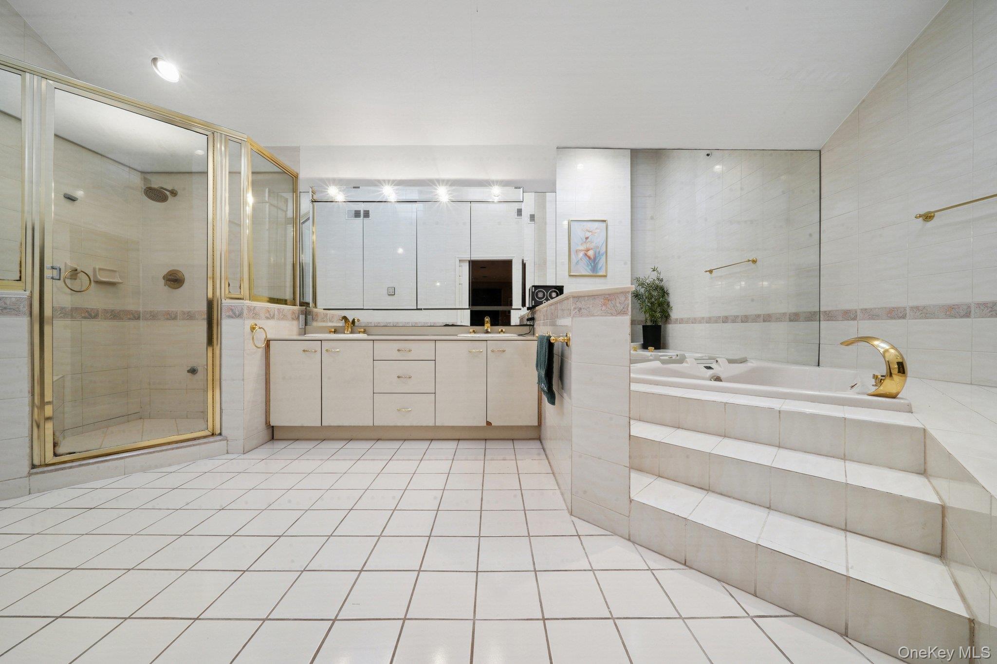 #16 photo, 48 Westchester View Lane, White Plains , NY 10607