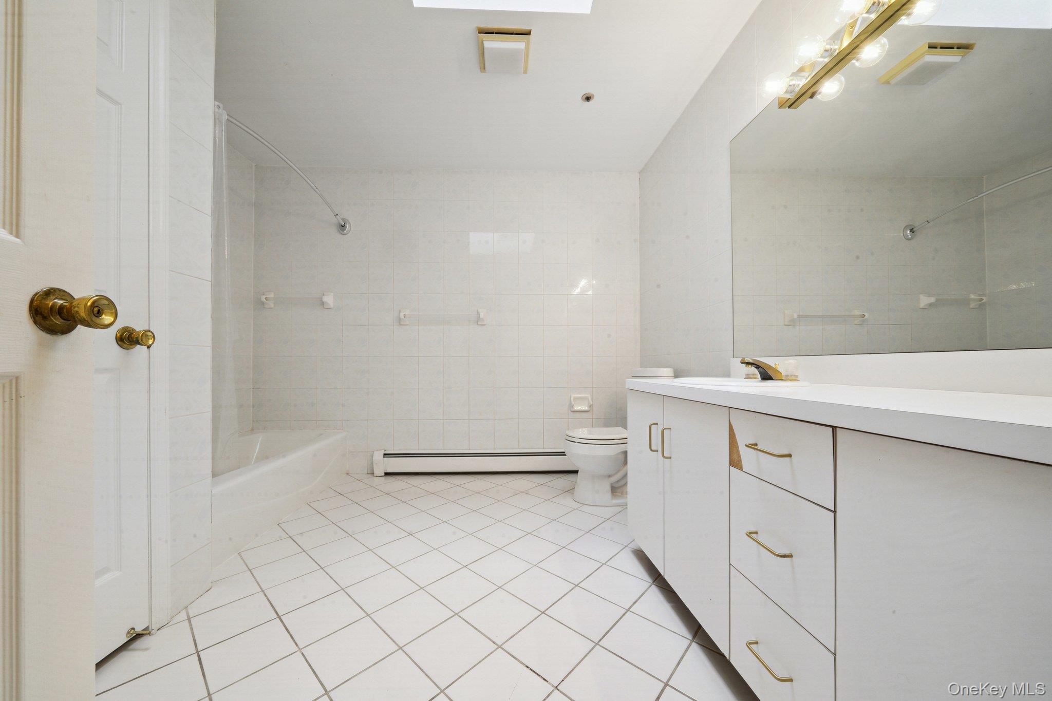 #19 photo, 48 Westchester View Lane, White Plains , NY 10607