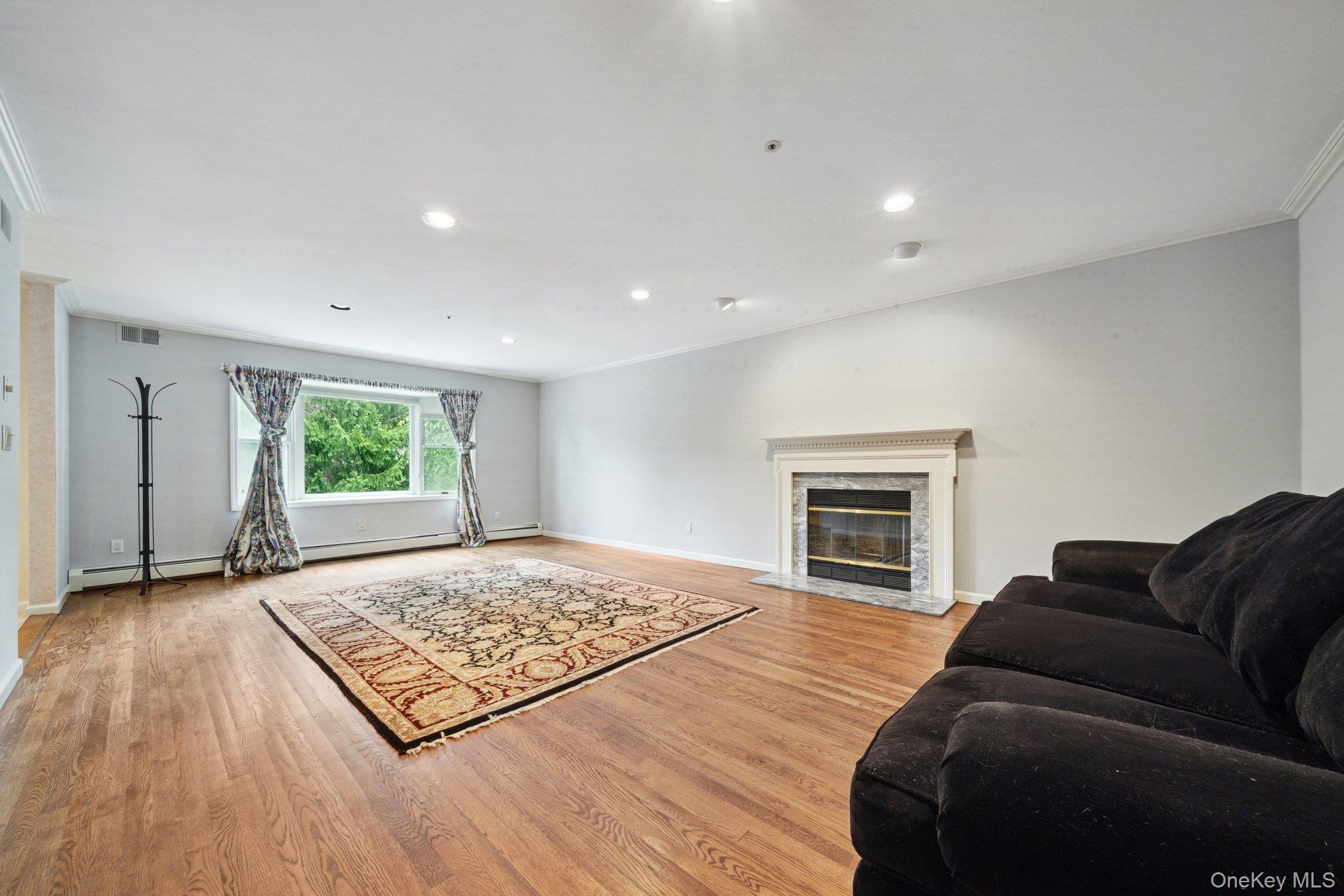 #4 photo, 48 Westchester View Lane, White Plains , NY 10607