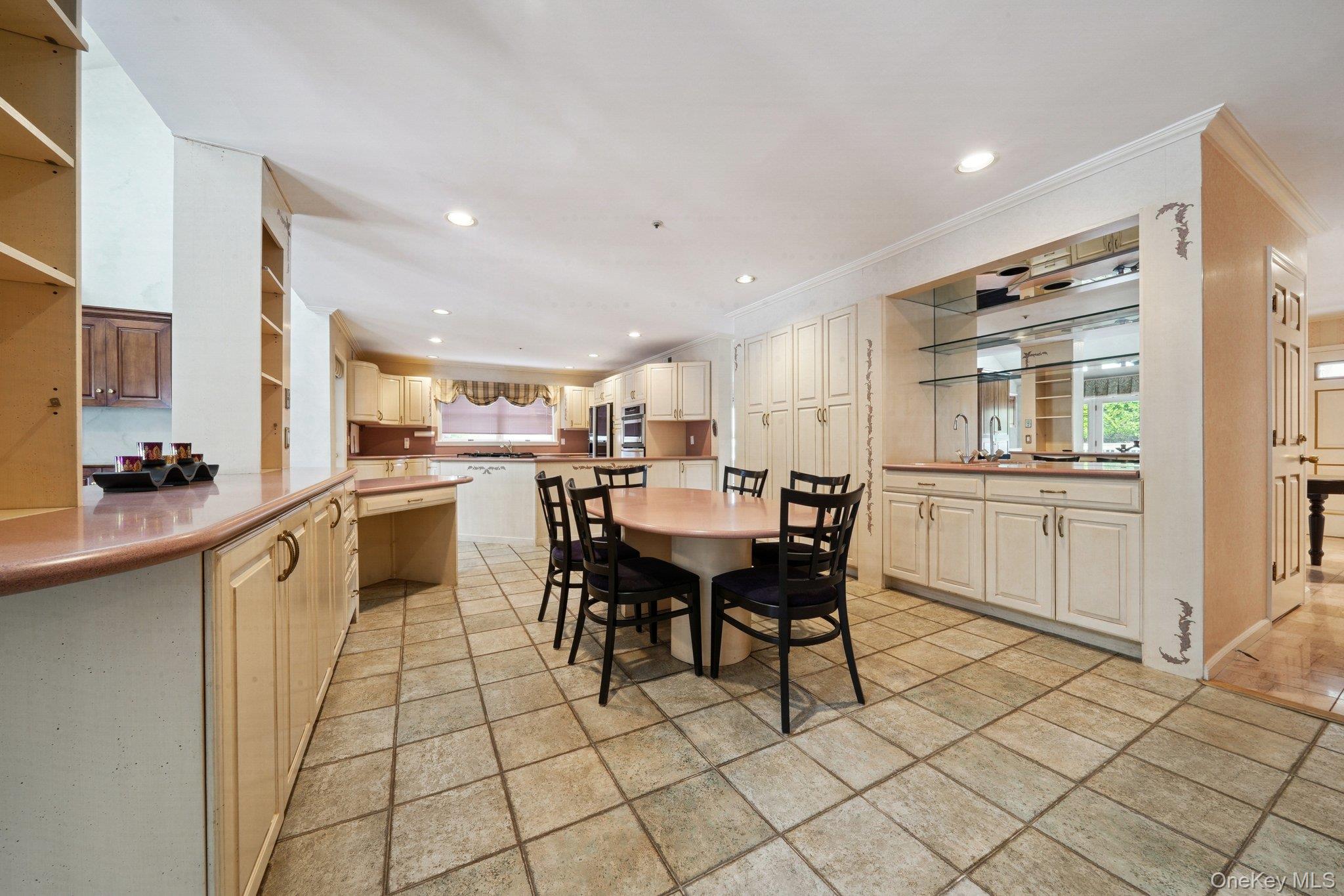 #5 photo, 48 Westchester View Lane, White Plains , NY 10607