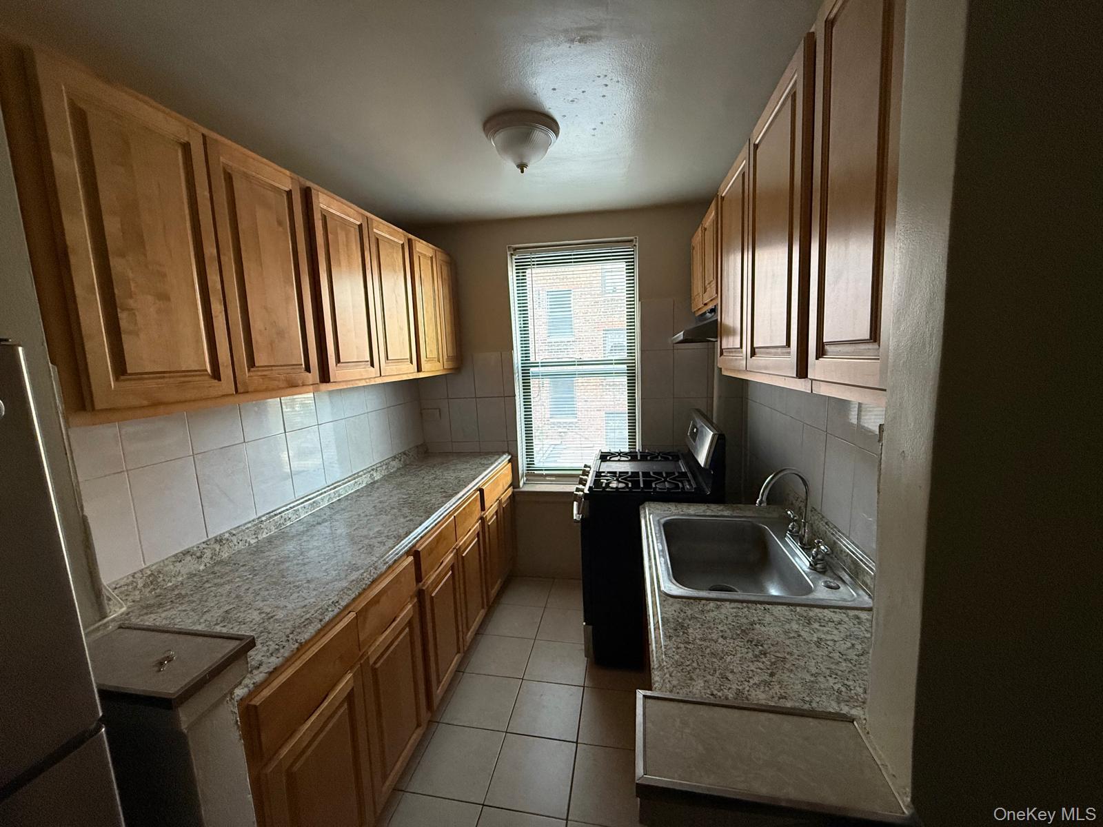 #8 photo, 3231 Barker Ave Avenue, ブロンクス区 Bronx , NY 10467