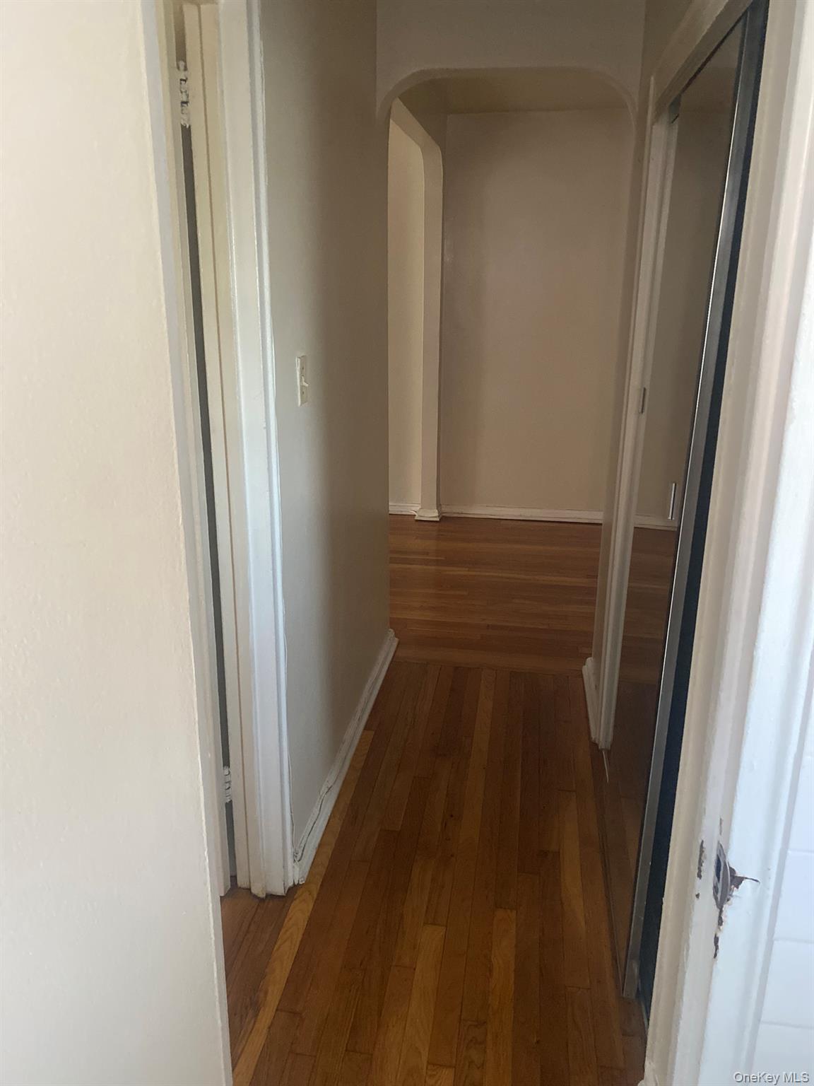 #9 photo, 3231 Barker Ave Avenue, ブロンクス区 Bronx , NY 10467