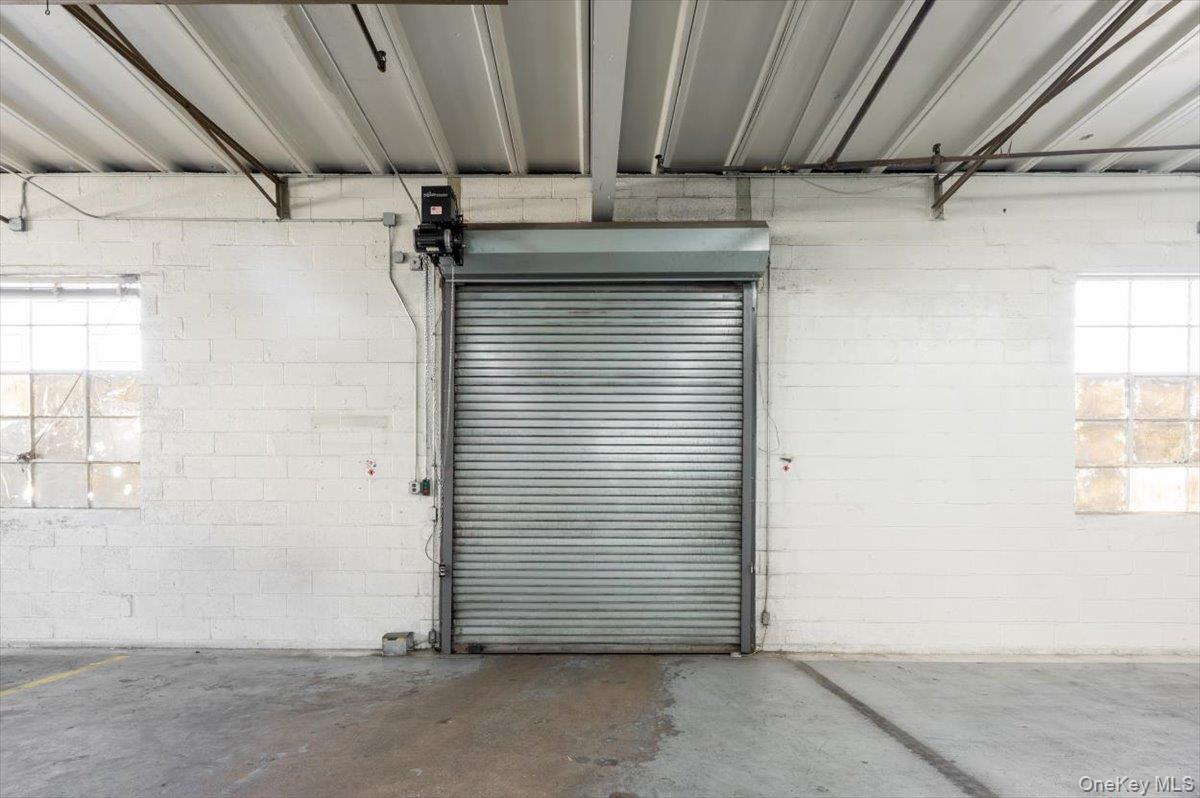 #18 photo, 36 Sylvester Street, ナッソー郡 Westbury , NY 11590