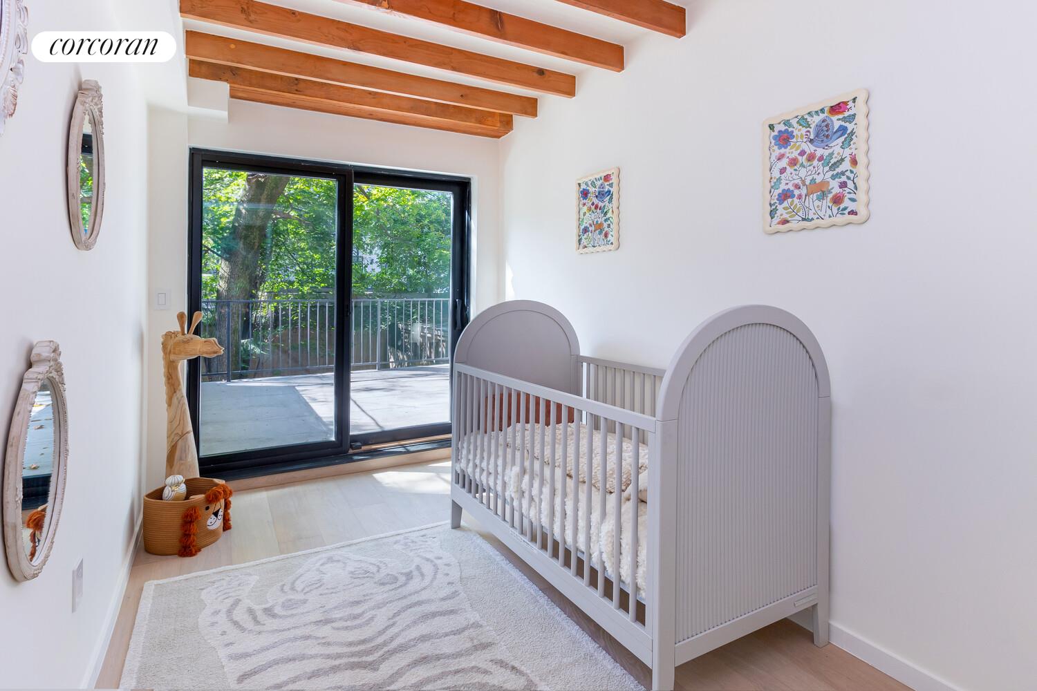 #8 photo, 974 BERGEN Street, ブルックリン区 Crown Heights , NY 11216