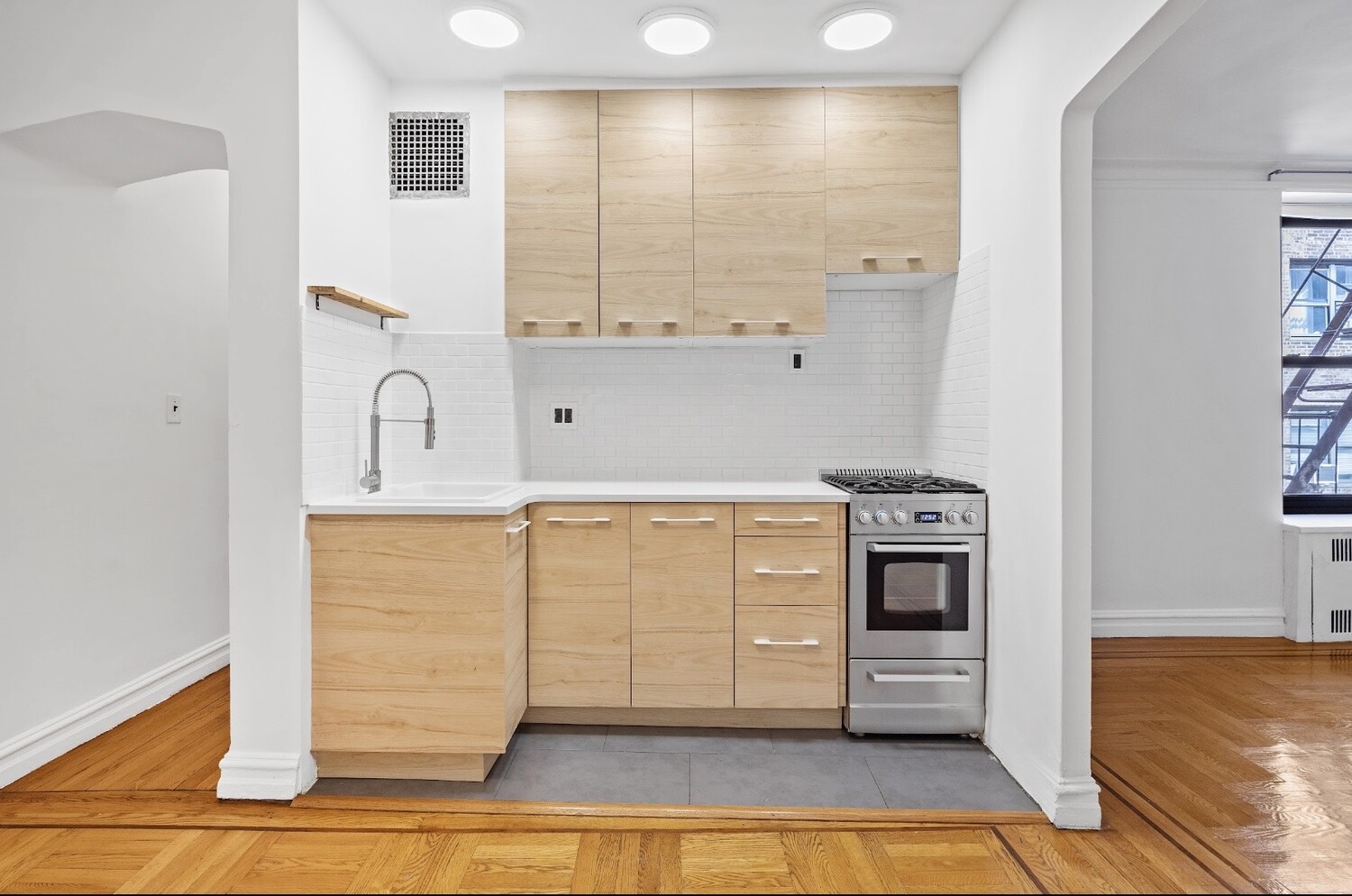 #1 photo, 860 GRAND CONCOURSE, Concourse Village , NY 10451