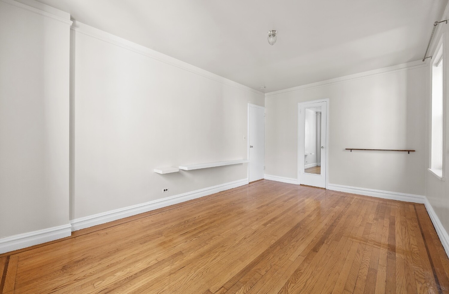 #11 photo, 860 GRAND CONCOURSE, Concourse Village , NY 10451