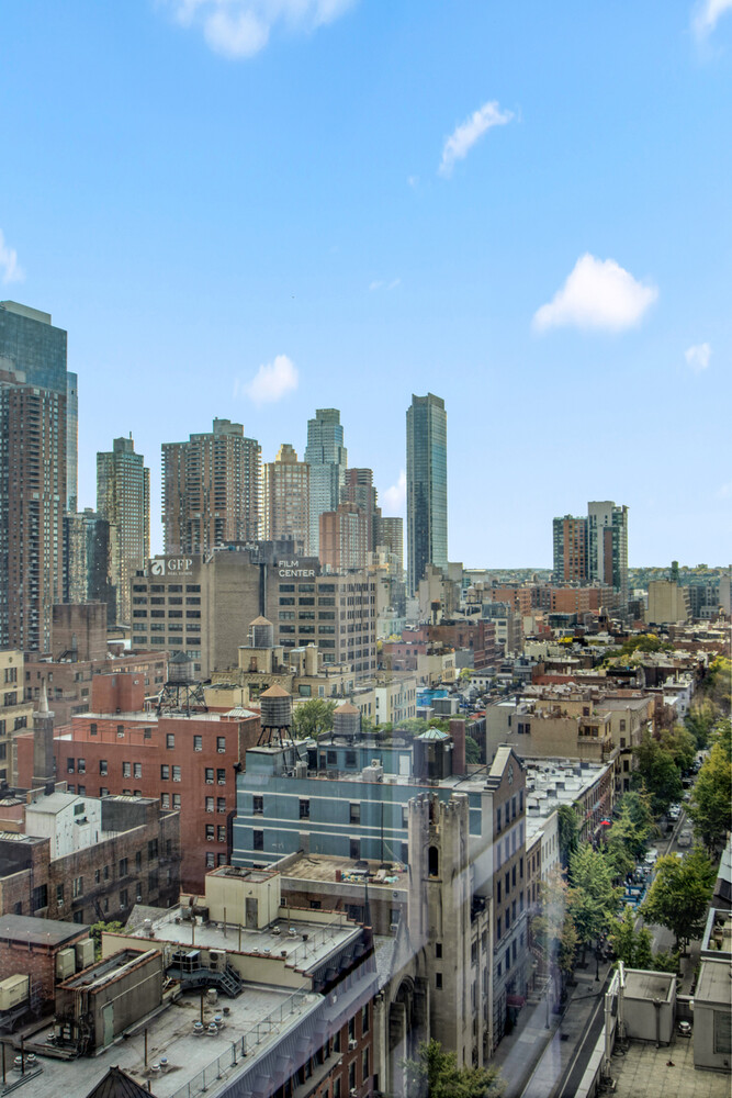 #4 photo, 247 W 46TH Street, Midtown , NY 10036