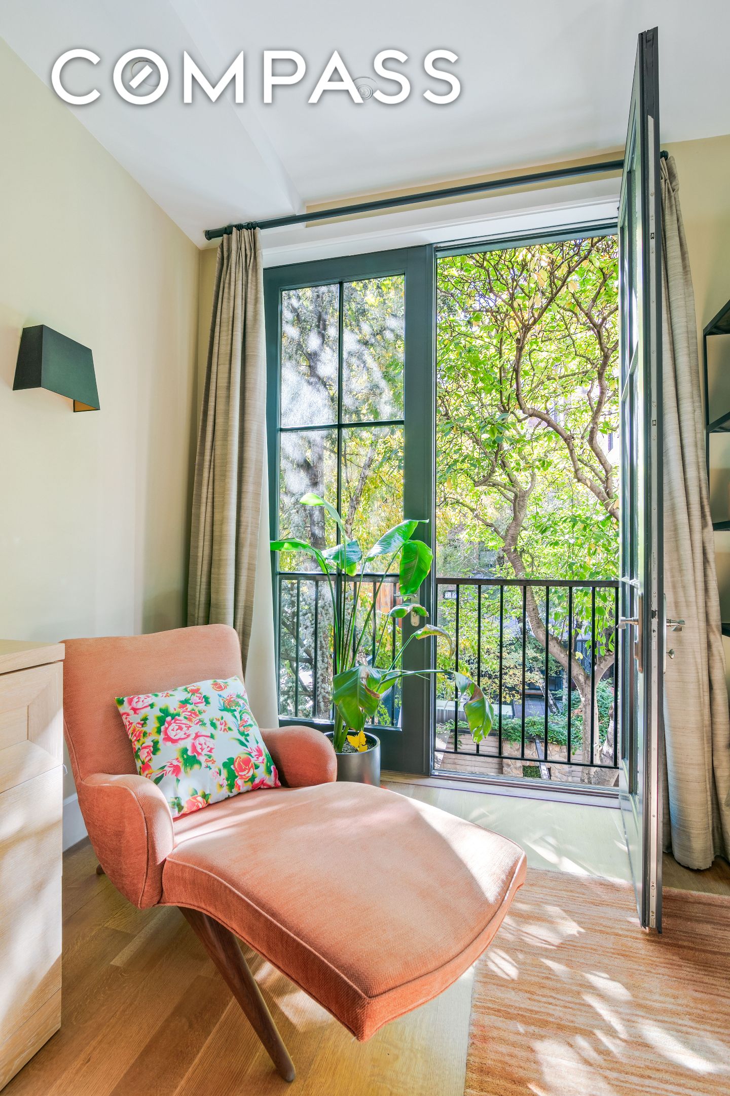 #16 photo, 152 W 13th Street, West Village , NY 10011