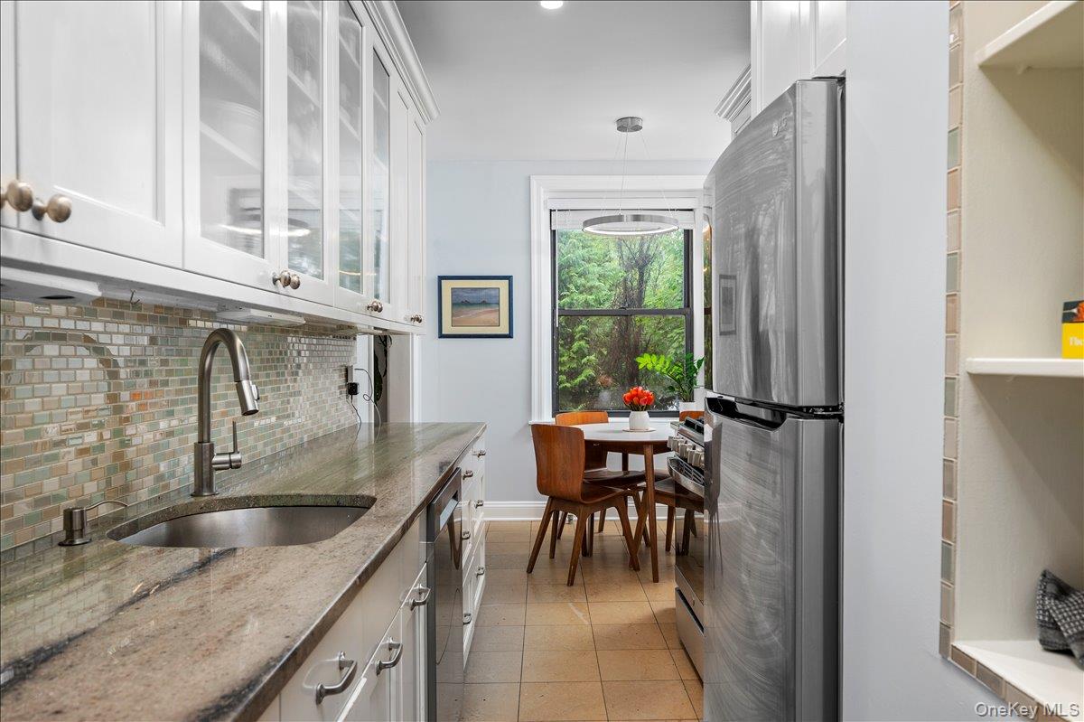 #10 photo, 11 Alden Road, Larchmont , NY 10538