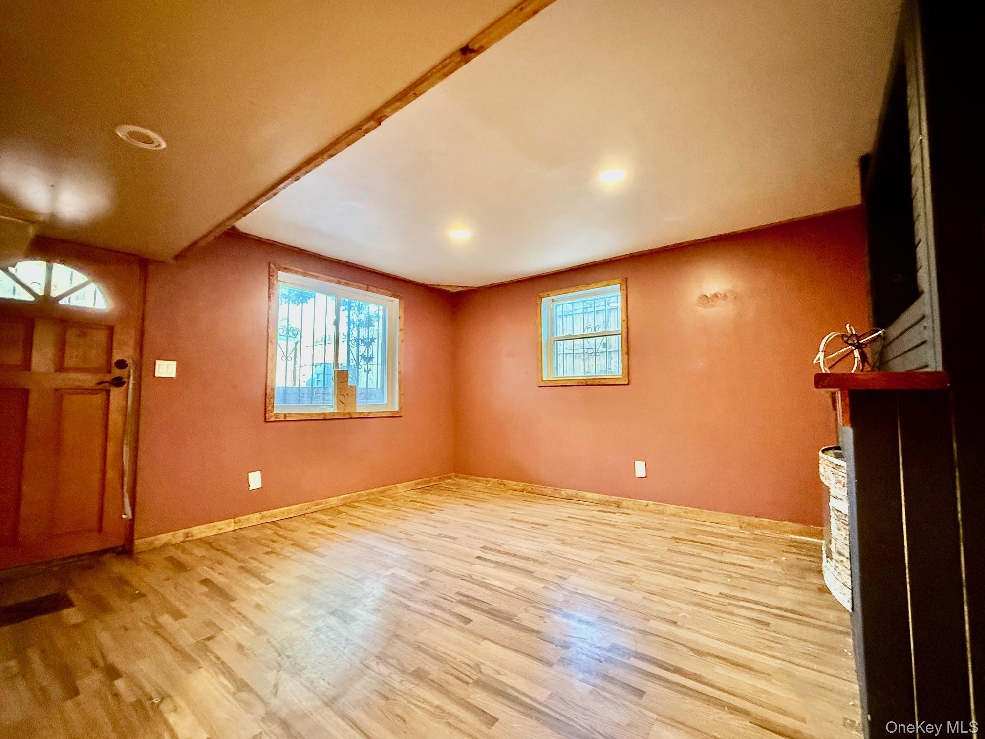 #10 photo, 993 Duncan Street, Bronx , NY 10469