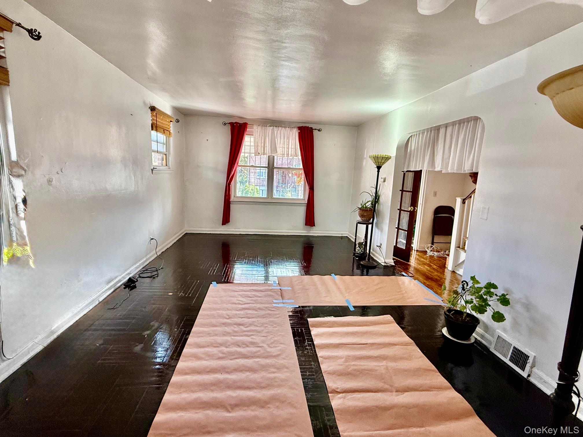 #5 photo, 993 Duncan Street, Bronx , NY 10469