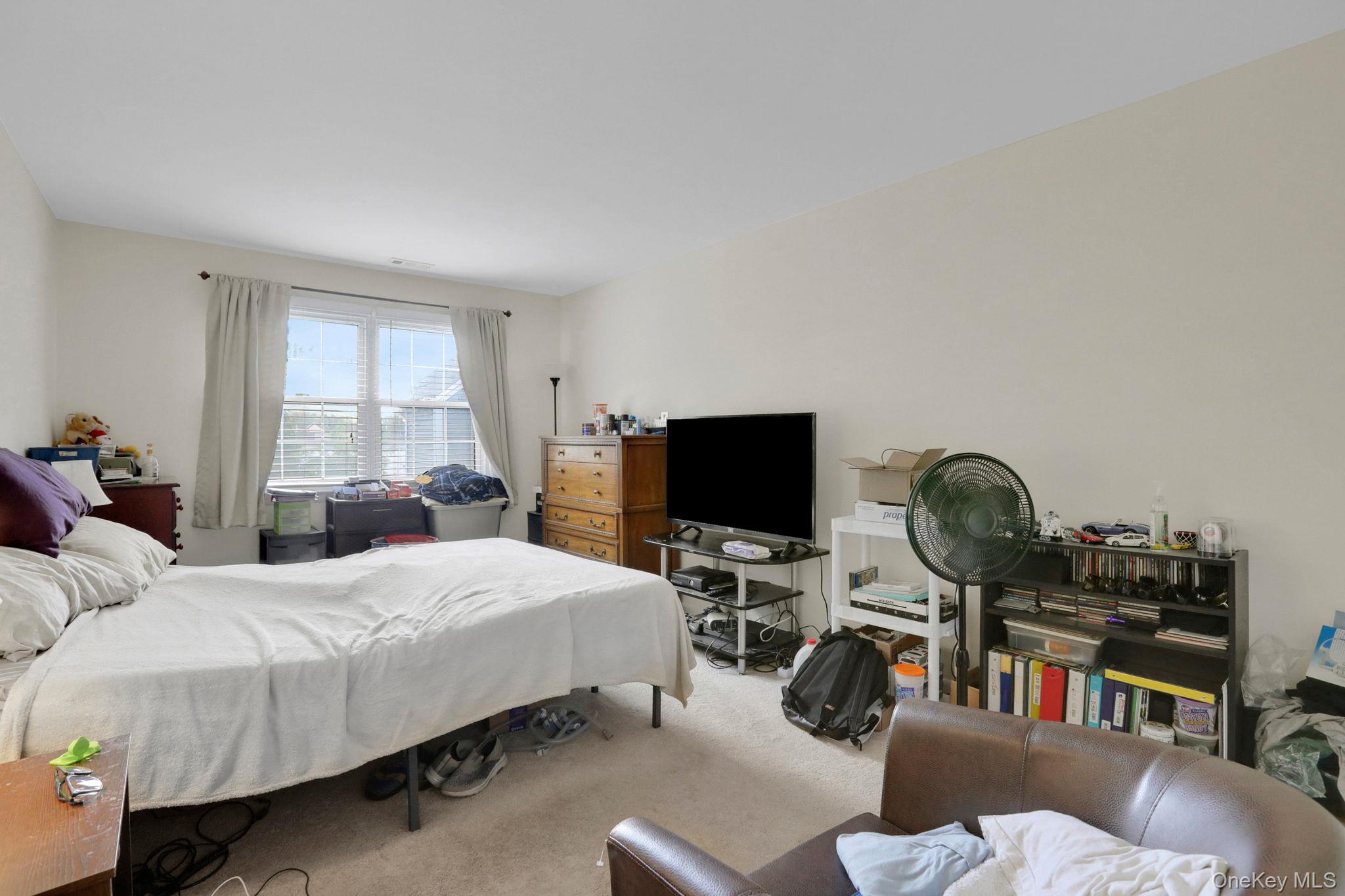 #19 photo, 302 Commons Way, Fishkill , NY 12524