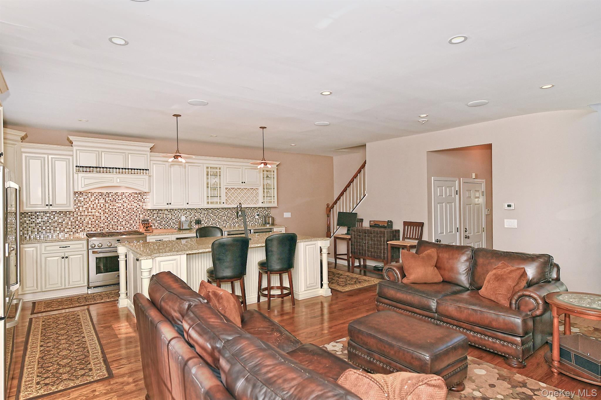 #9 photo, 11 Spring Court, Huntington , NY 11743