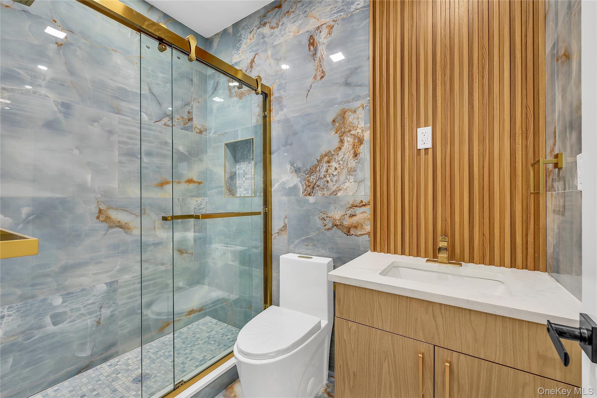 #16 photo, 1130 Carlls Straight Path, Dix Hills , NY 11746