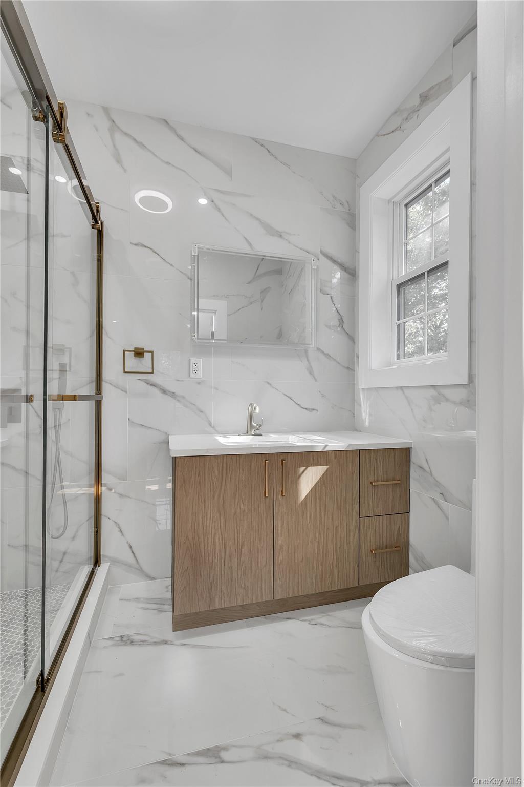 #19 photo, 1130 Carlls Straight Path, Dix Hills , NY 11746