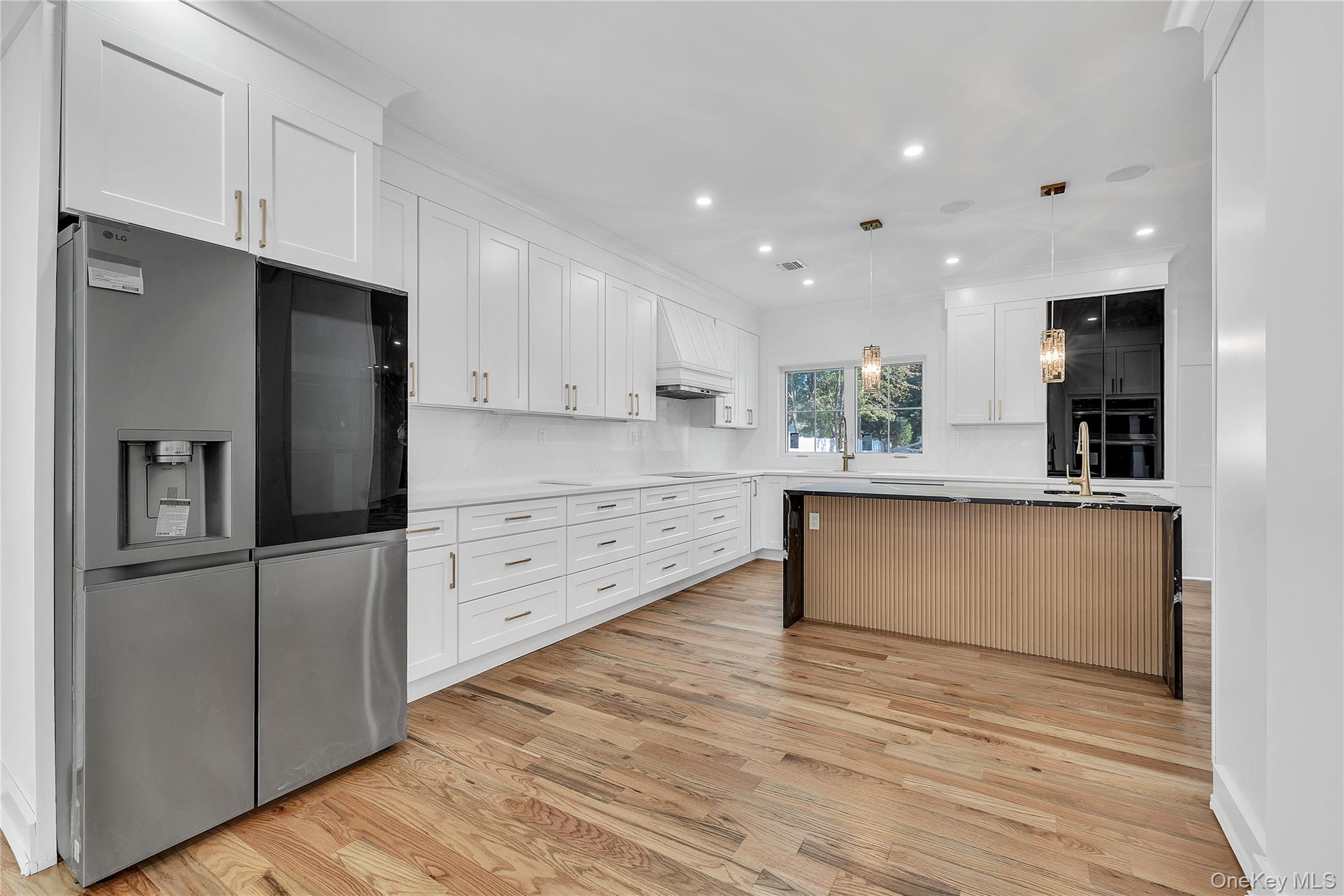 #7 photo, 1130 Carlls Straight Path, Dix Hills , NY 11746