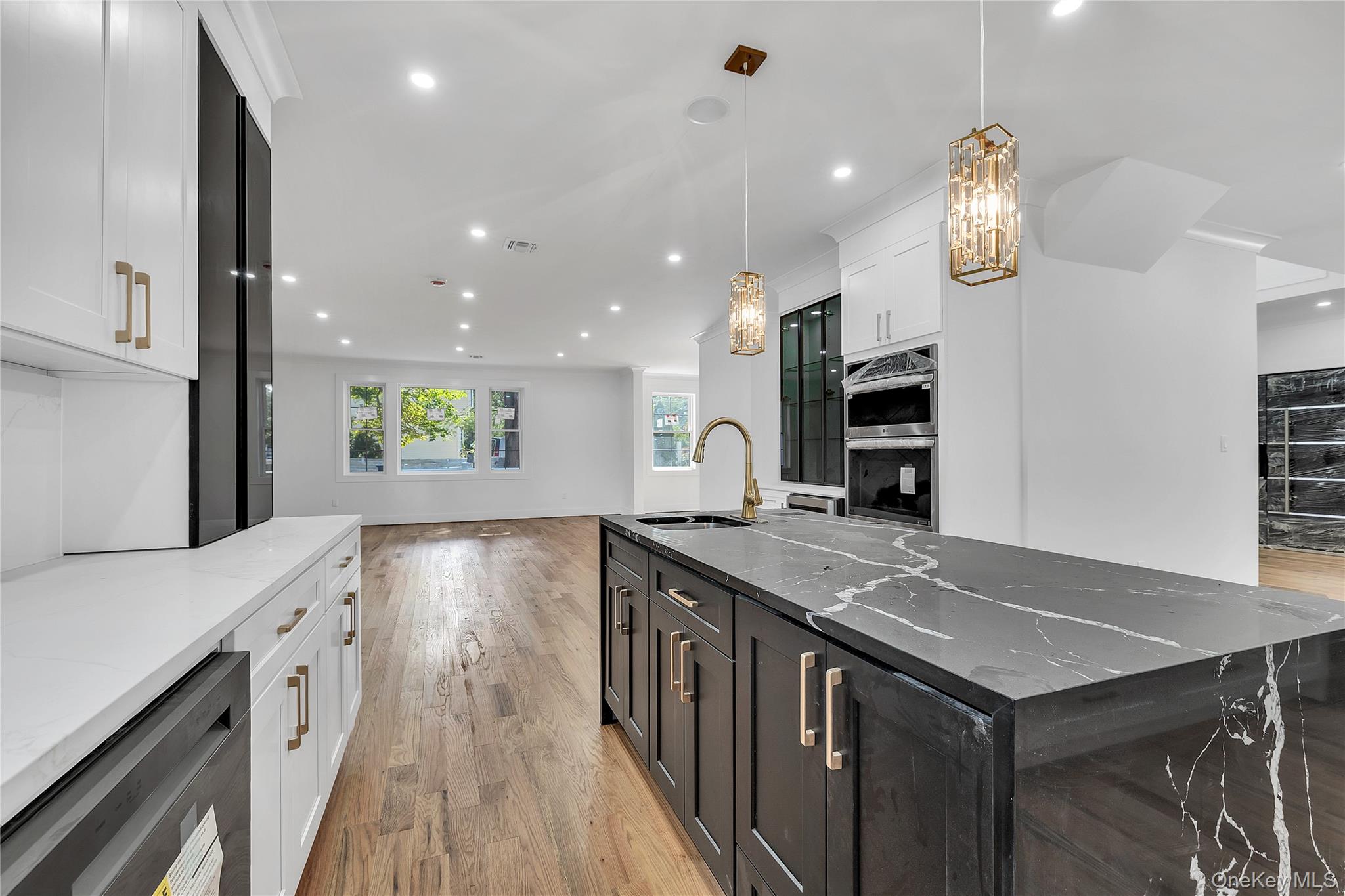 #9 photo, 1130 Carlls Straight Path, Dix Hills , NY 11746